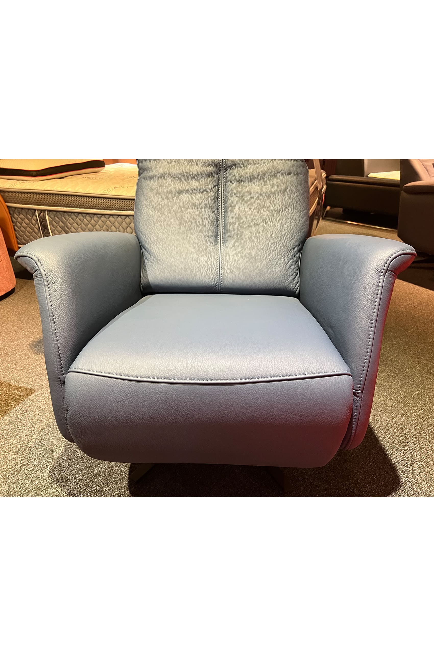 Trinite Lounge Chair