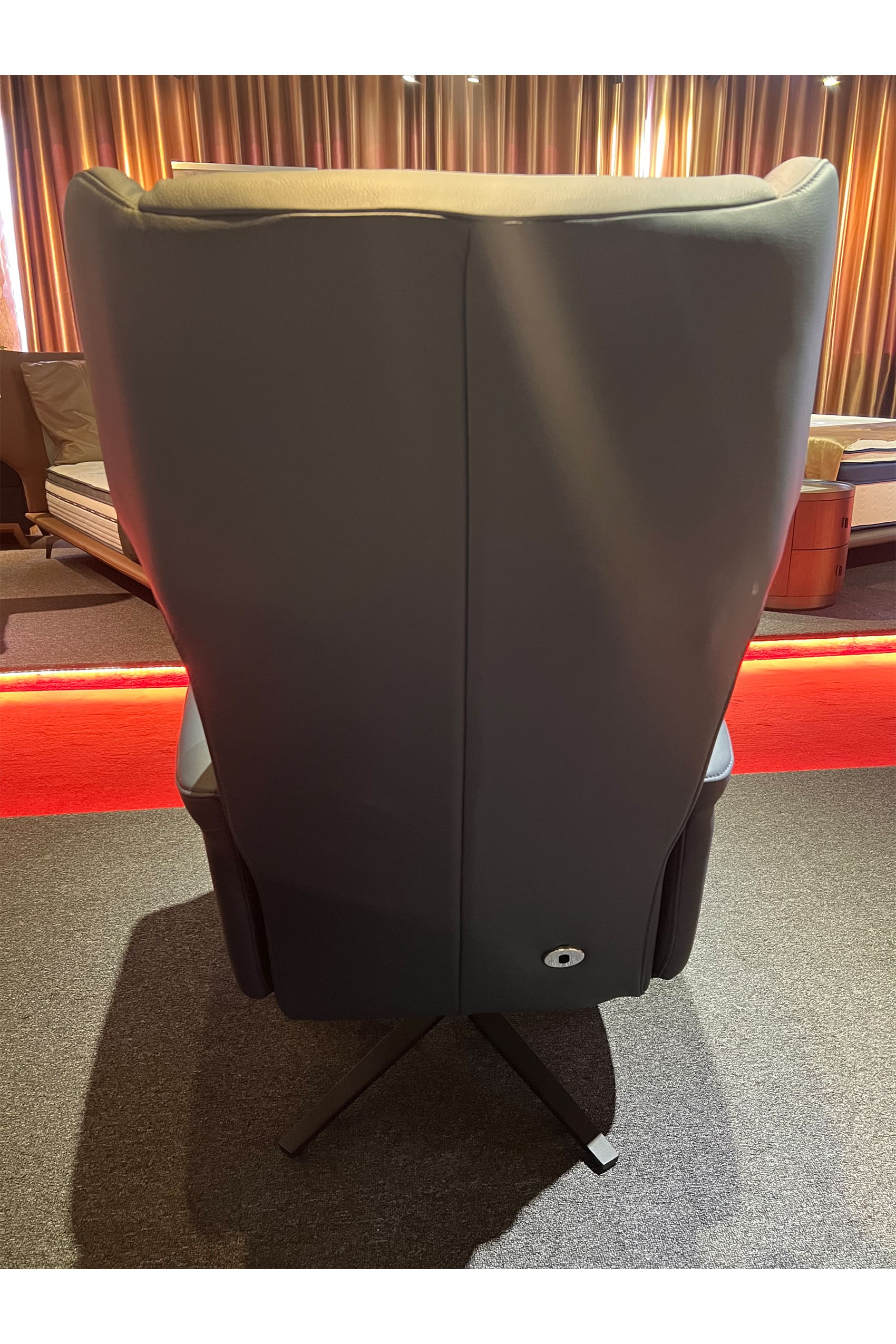 Trinite Lounge Chair