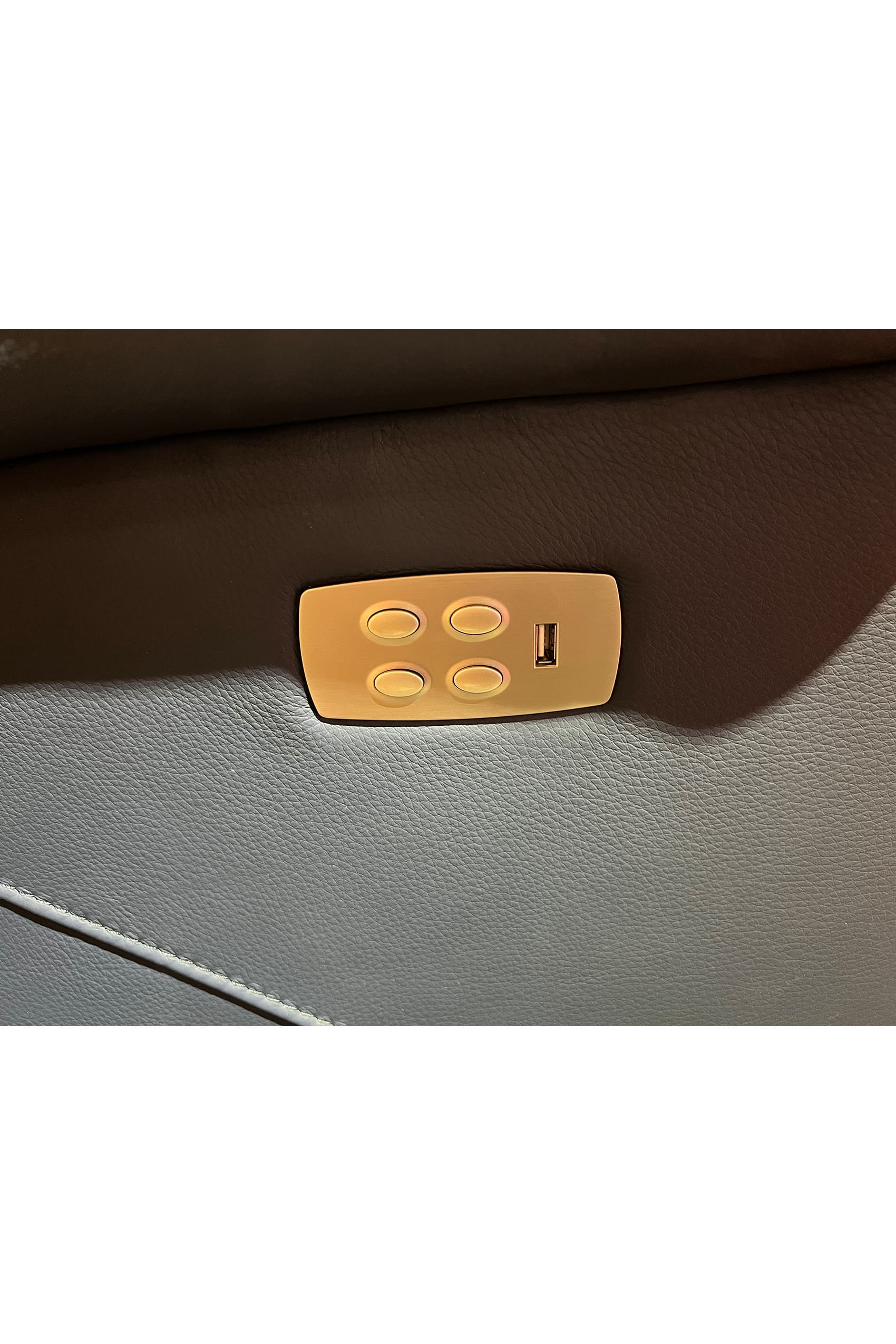 Trinite Lounge Chair