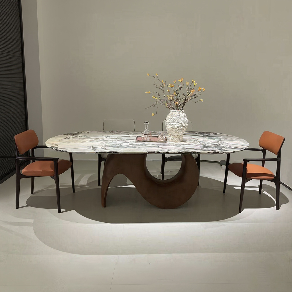 Valva Dining Table
