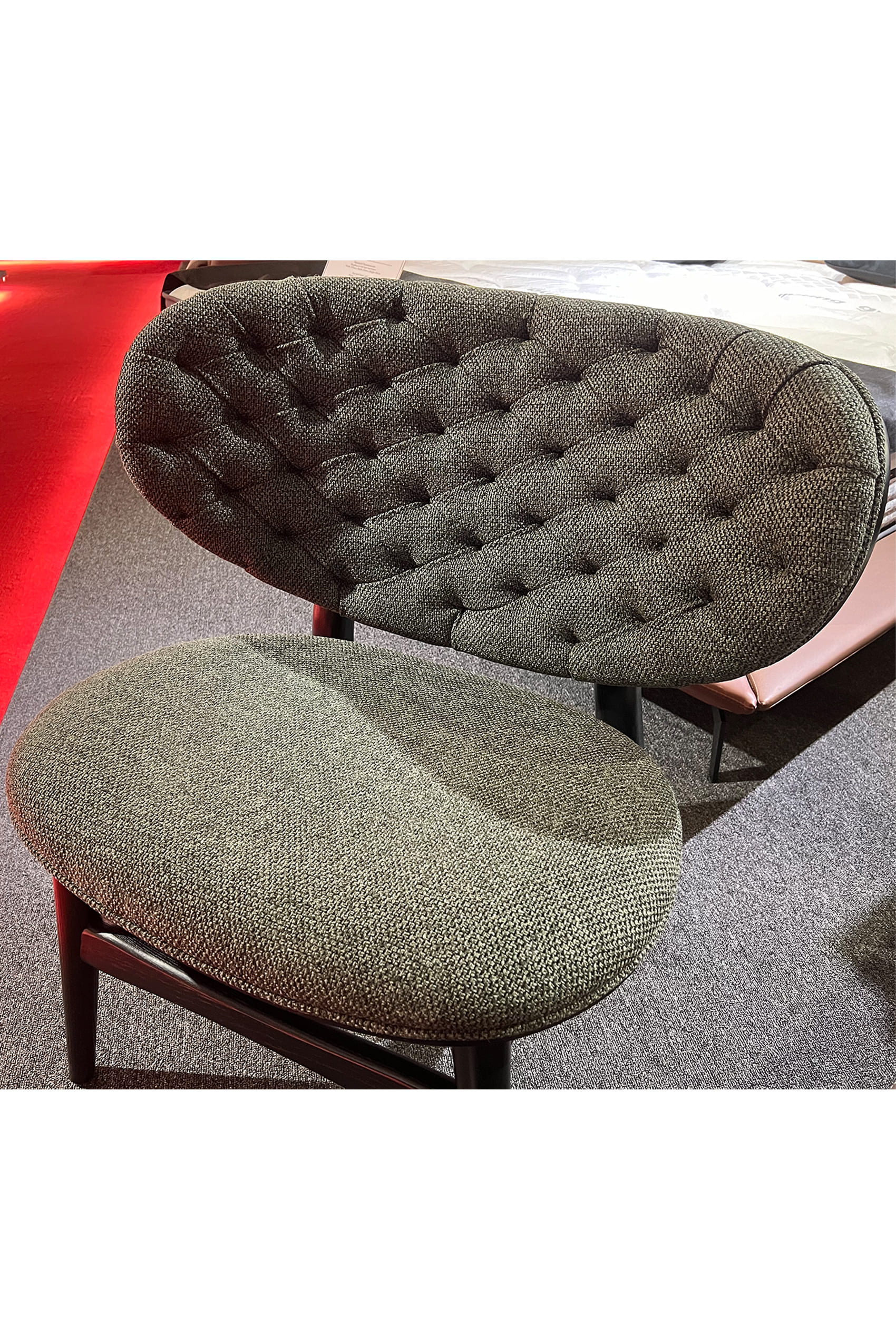 Vidon Lounge Chair