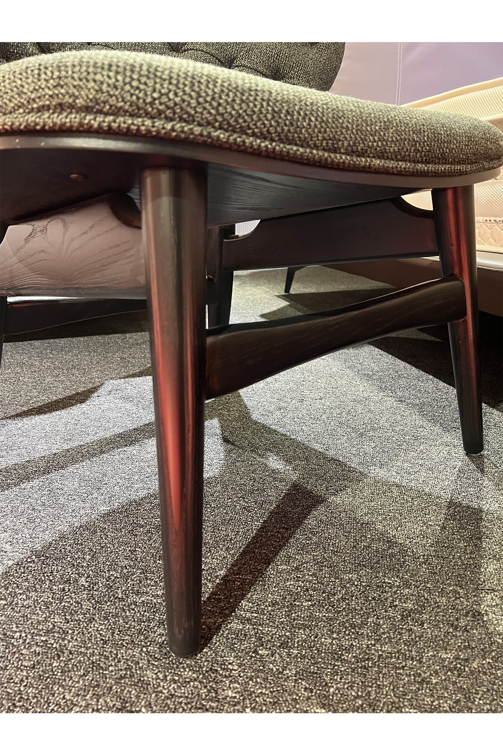 Vidon Lounge Chair