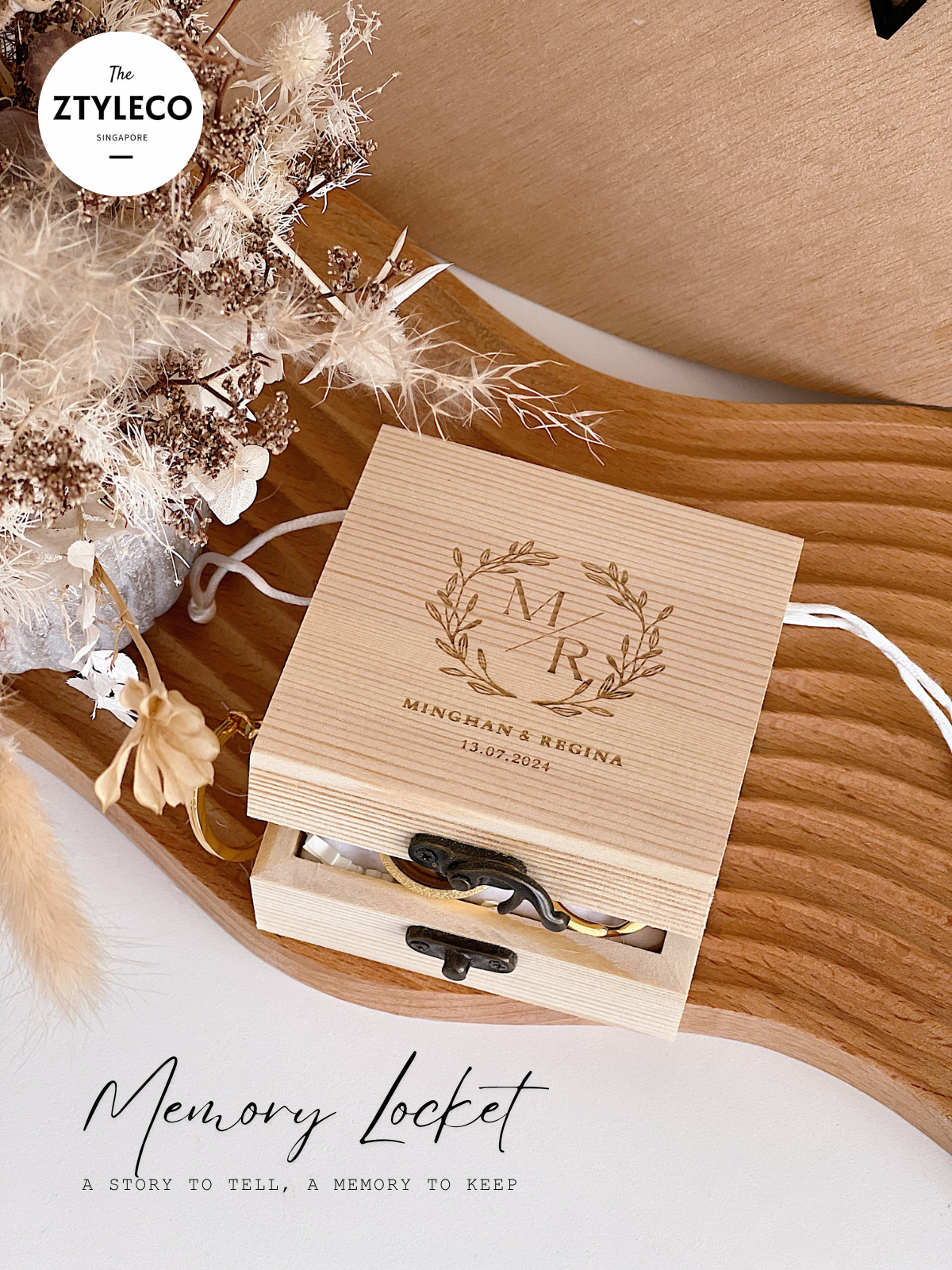 30mm Couple Photo Memory Locket Keychain / Necklace Set in Engraved Wooden Box