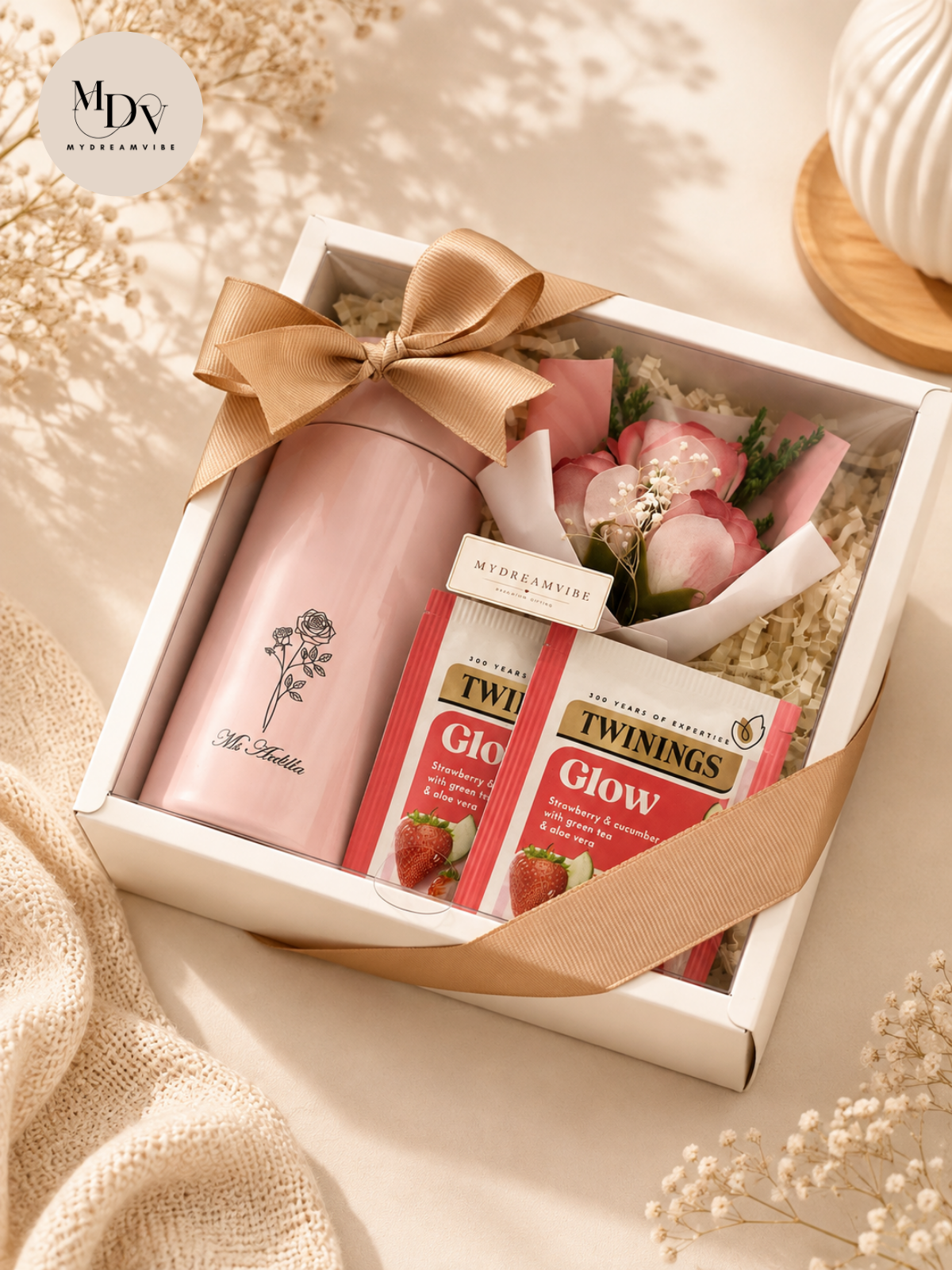 Bloom & Brew — Engraved Flask & Rose Bouquet Gift Set