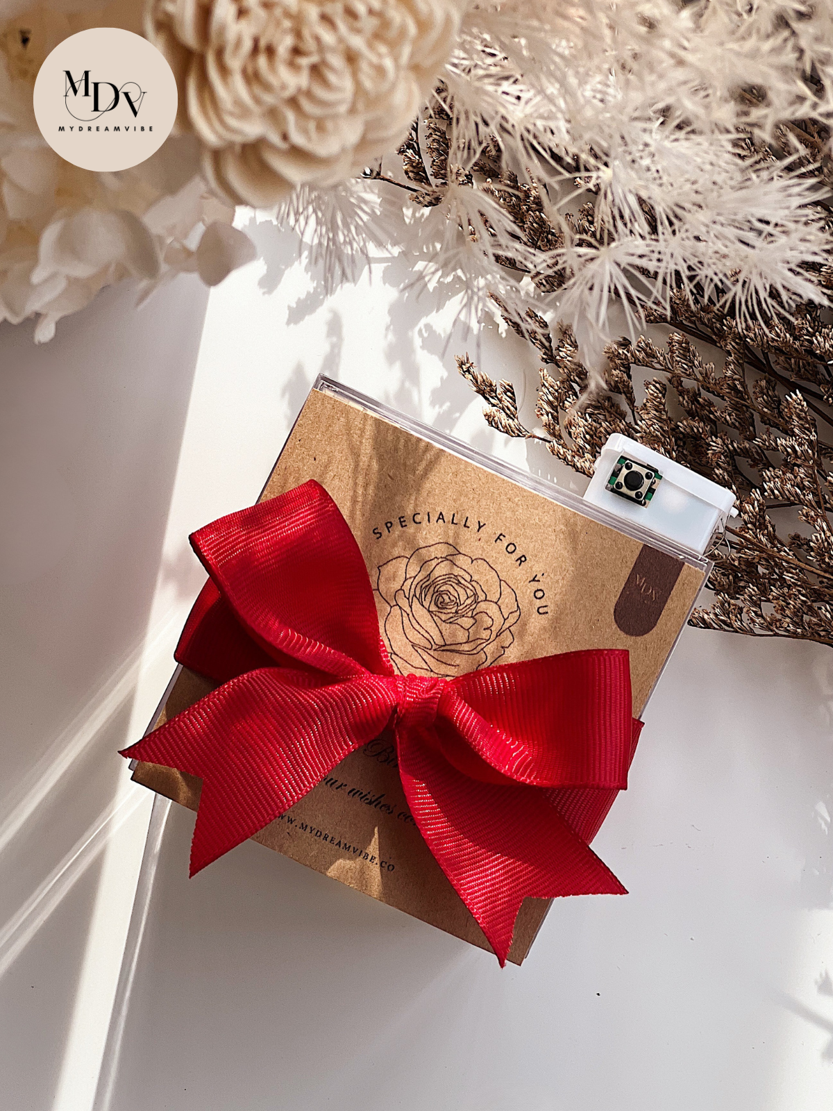 Everlasting Rose Reflection Gift Set - Engraved PU Leather Mirror