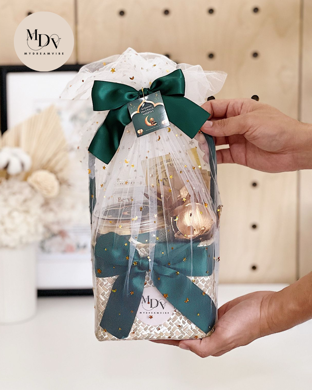 Hari Raya 2025 - RAYA DELIGHTS Gift Basket