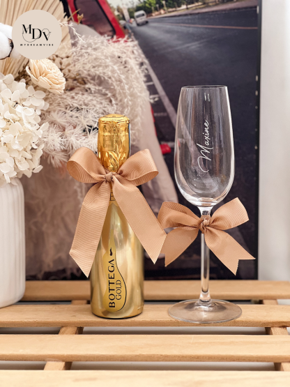 Luxe Engraved Champagne Moments Set - Gift A Toast