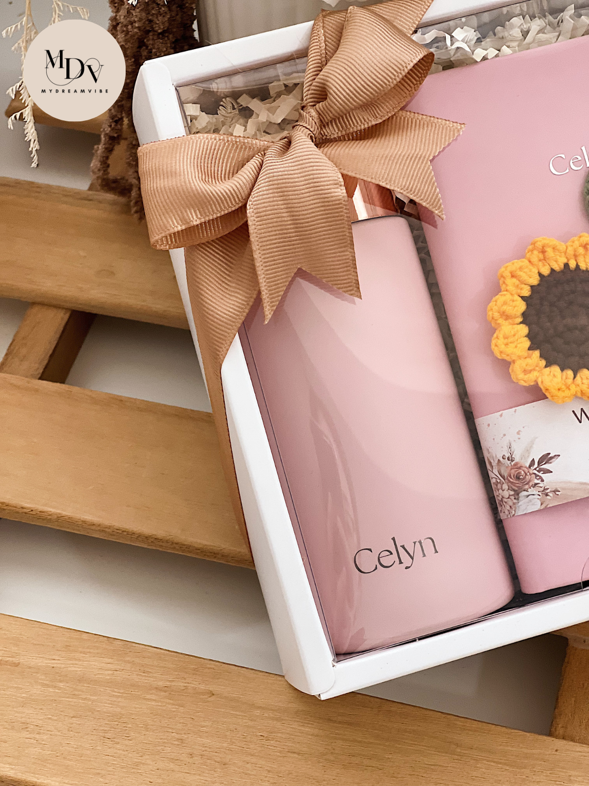 Rays of Gratitude – Notebook & Sunflower Keychain Gift Set