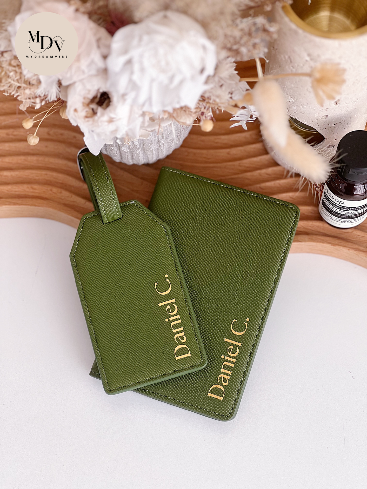 Saffiano Leather Passport Holder with Luggage Tag - OLIVE GREEN