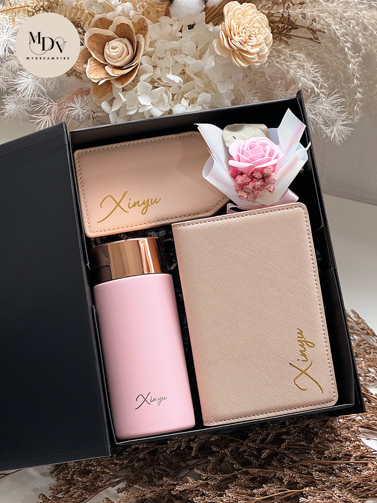 The Jetsetter Gift Set – Sleek Style for Every Journey - NUDE PINK