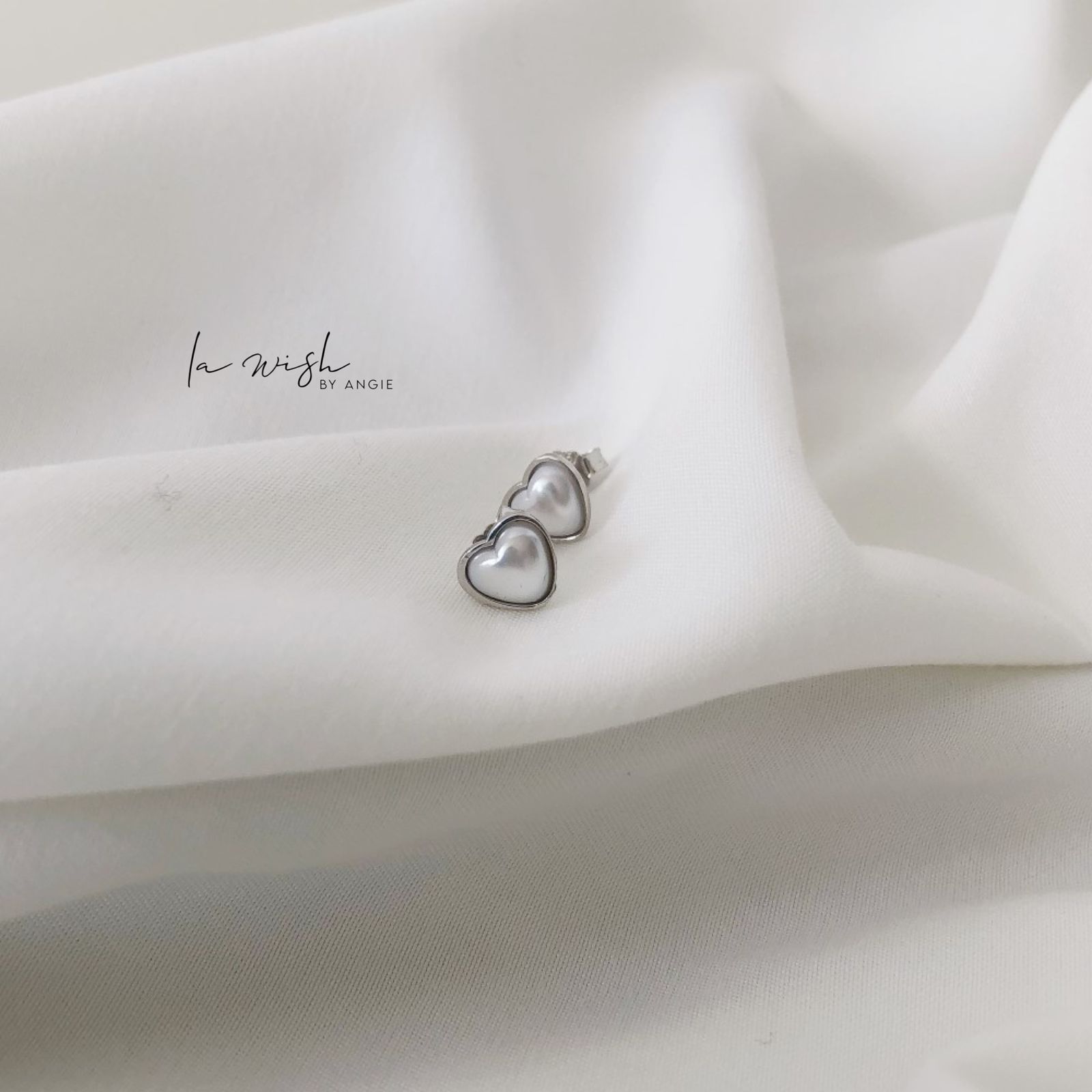 La Wish By Angie Gleaming Hearts Silver Earrings