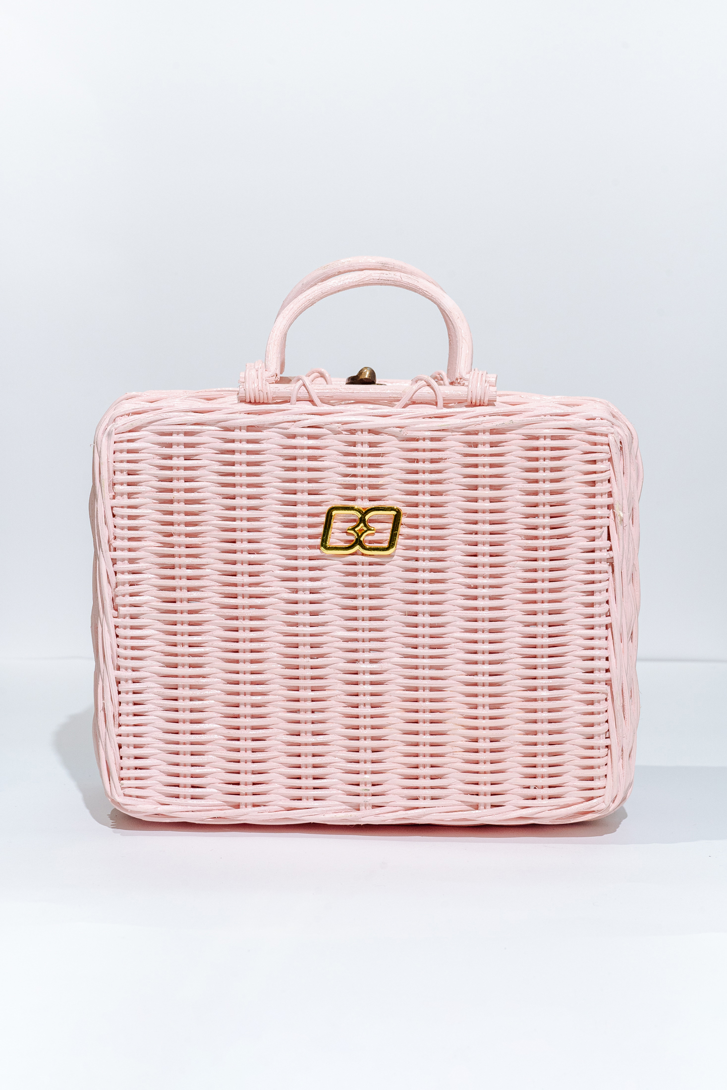 Pinky Renkii Rattan Bag