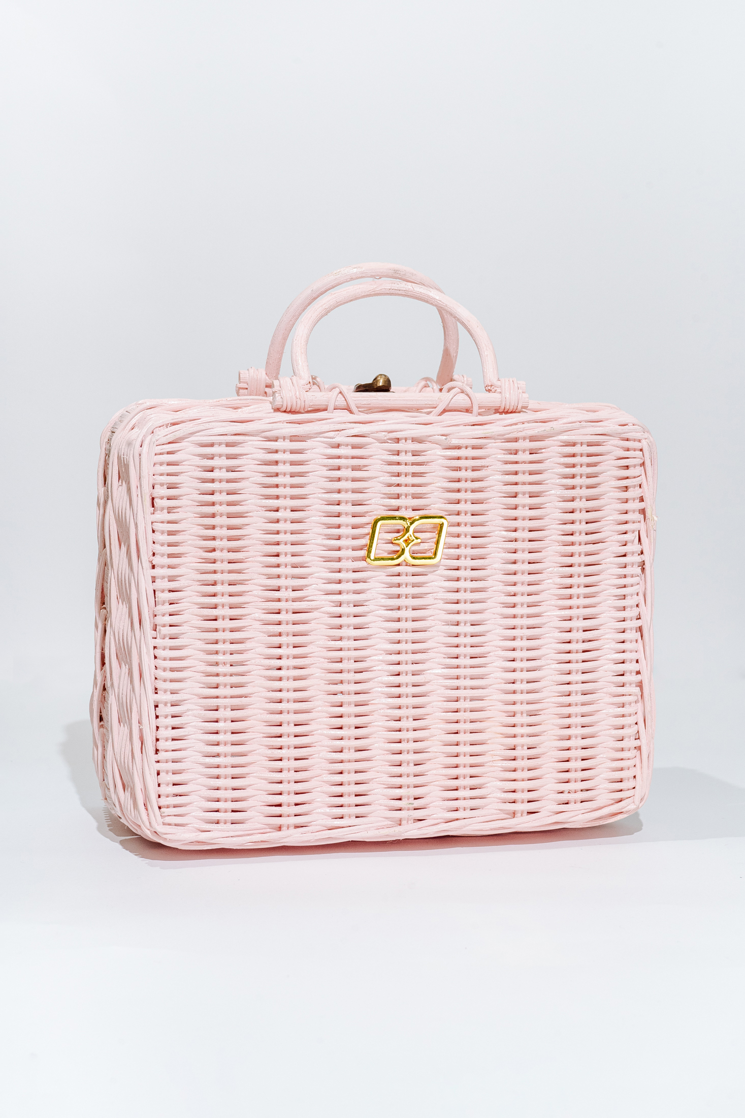 Pinky Renkii Rattan Bag