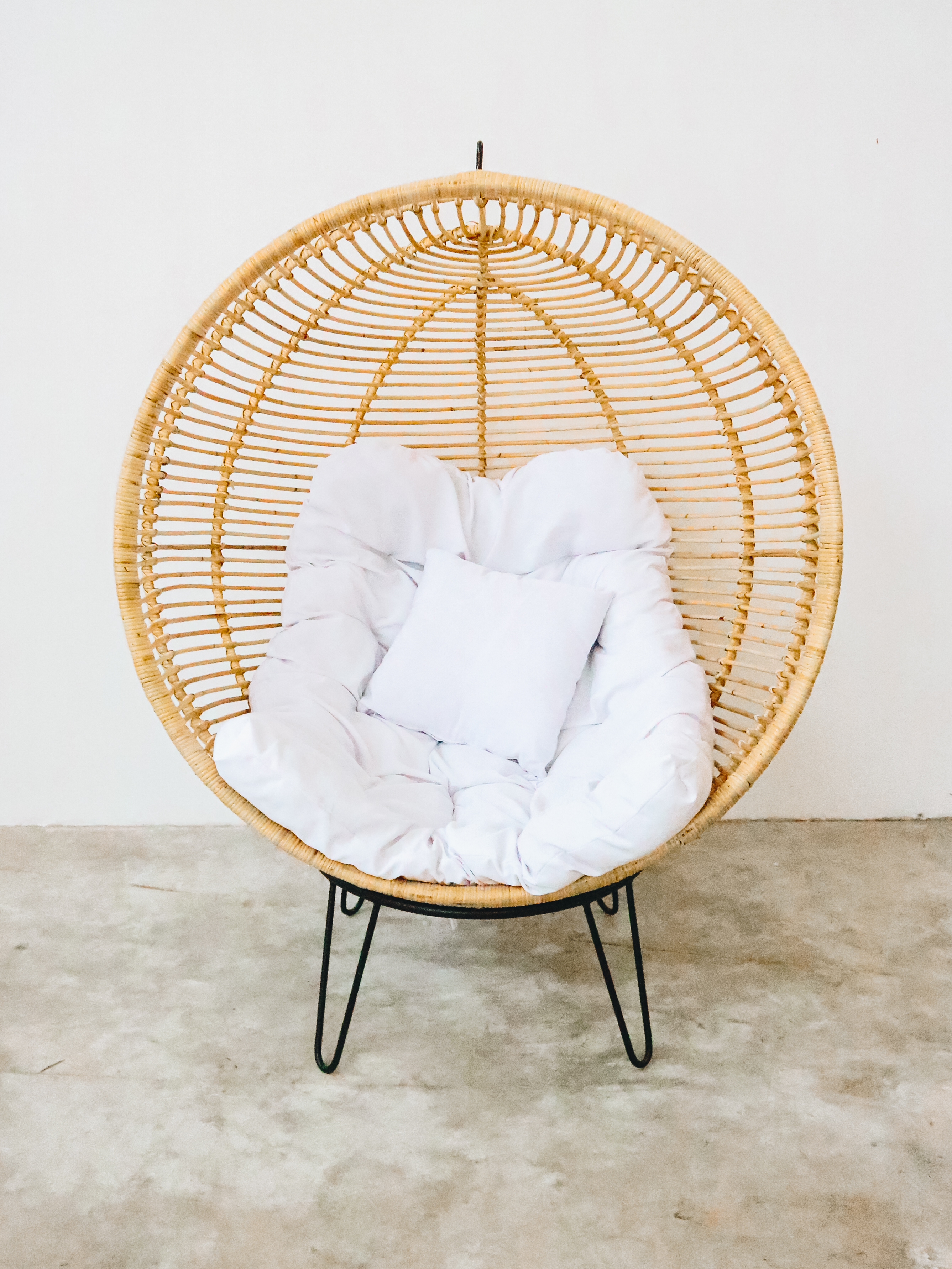 Cocoon Rattan Lounge Chair Booming Plus