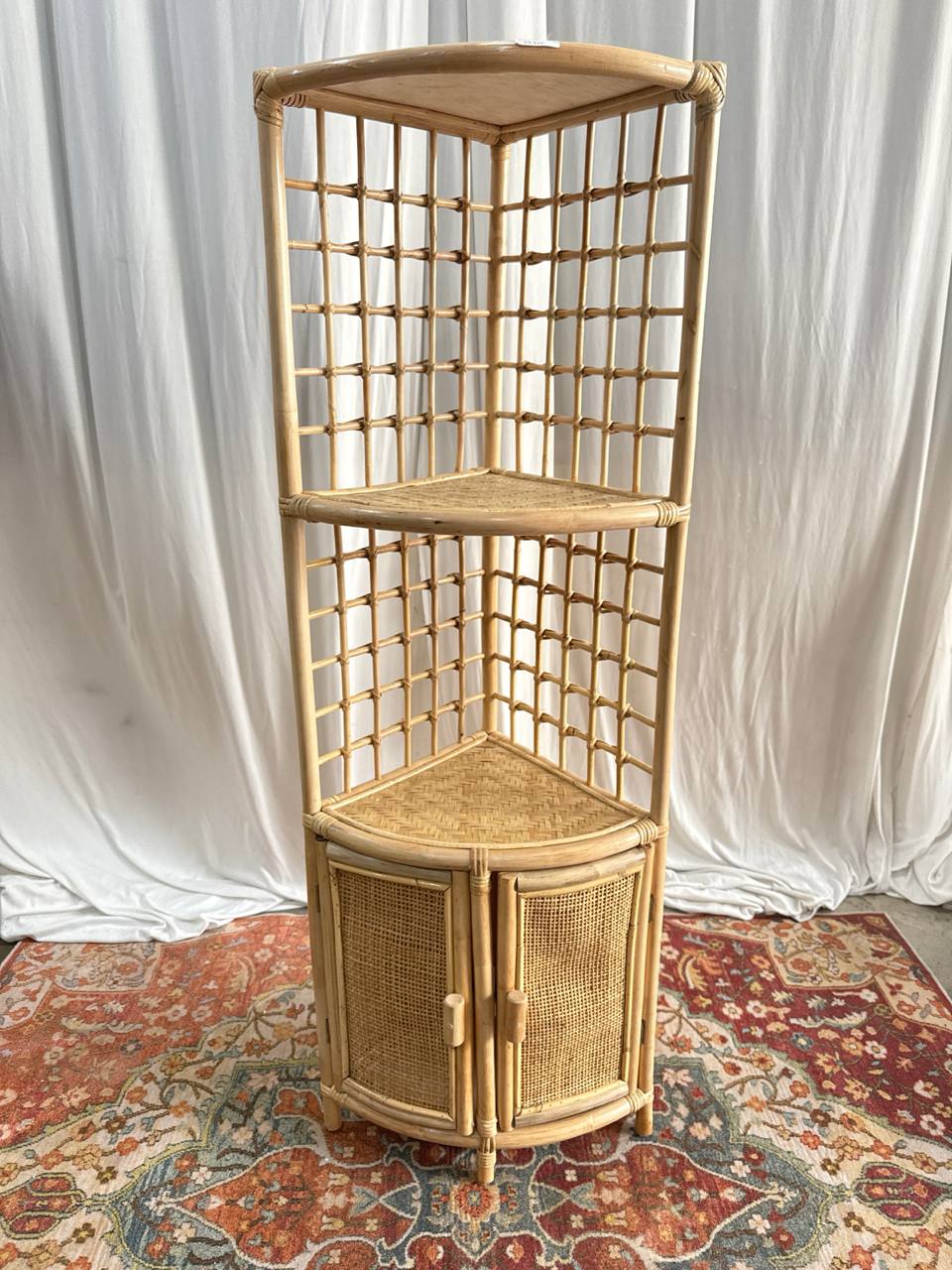 [RENT]Luzy Corner Rattan Rack