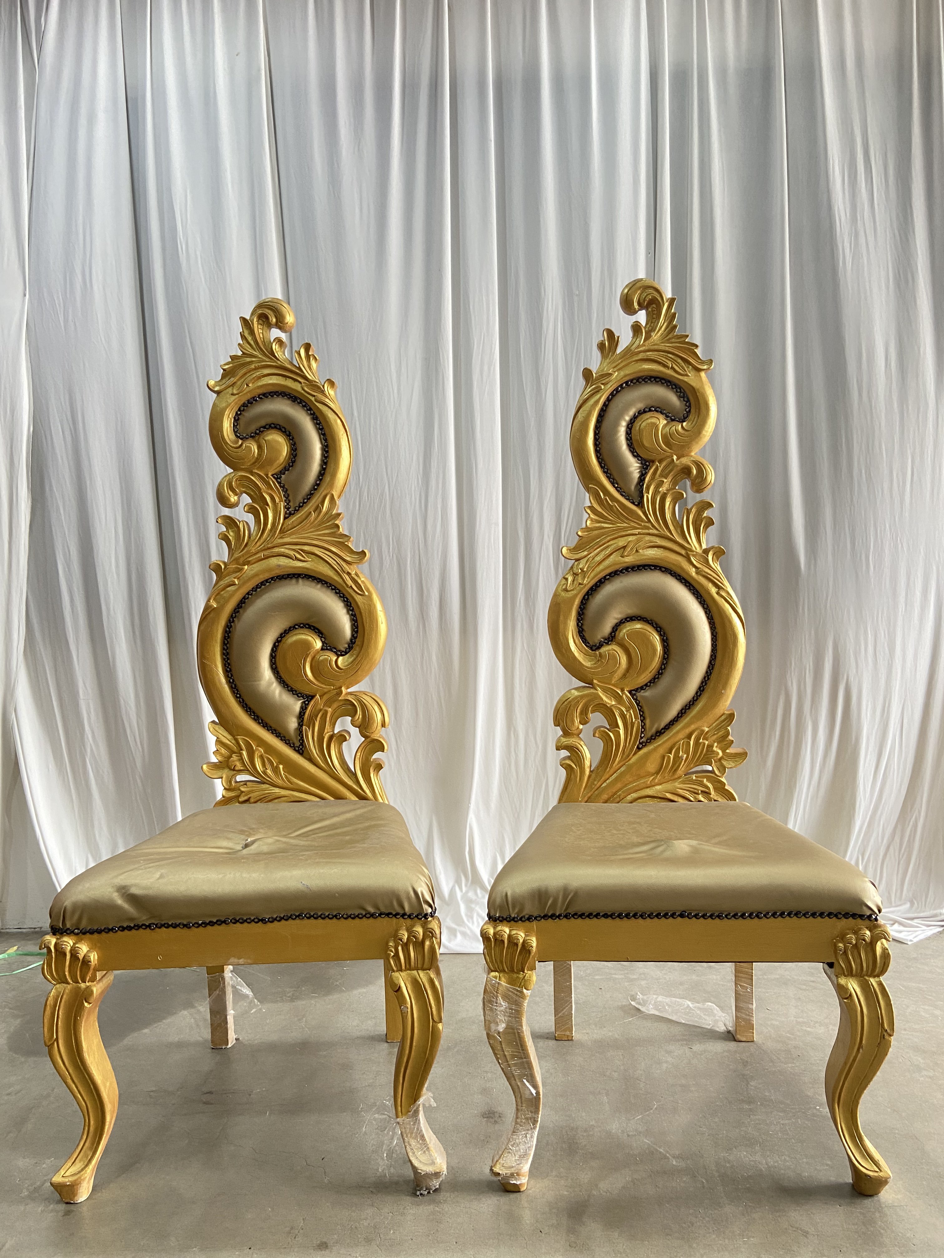 [RENT] High Back Royal Chair White Gold (2 pcs)