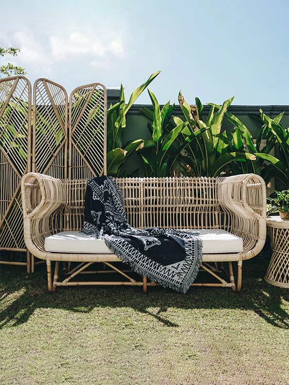 Endang Rattan Daybed / Sofabed