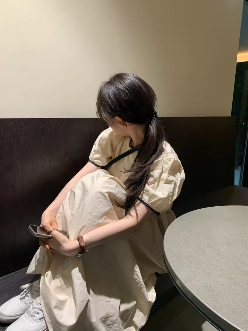 Hot Selling Japan Korean Dresses Small And Minimalist Round Neck Patchwork Contrasting Loose Casual Dress