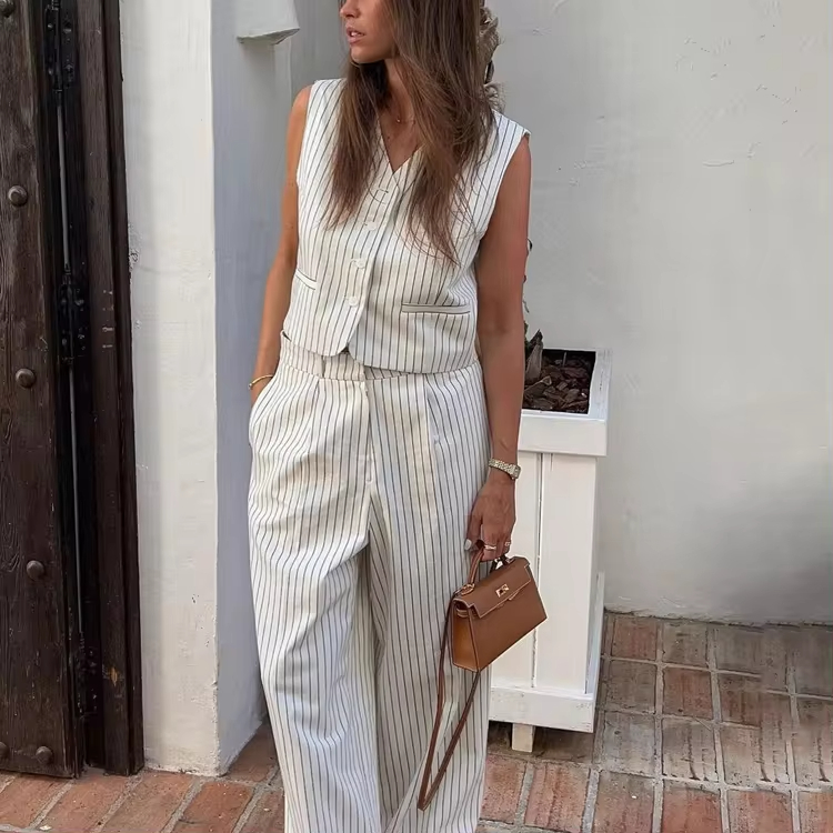 Hot Selling Office Street White Striped Vest Waistcoat And Wide Leg Pants Suits 2024 Summer New Two Piece Women's Clothing Set