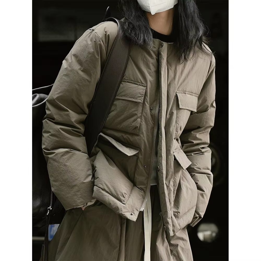 Women's Custom Logo Winter down Coats Quilted Cotton Padded Jacket Short Bubble Hood Windproof Zip Button Waterproof Decoration