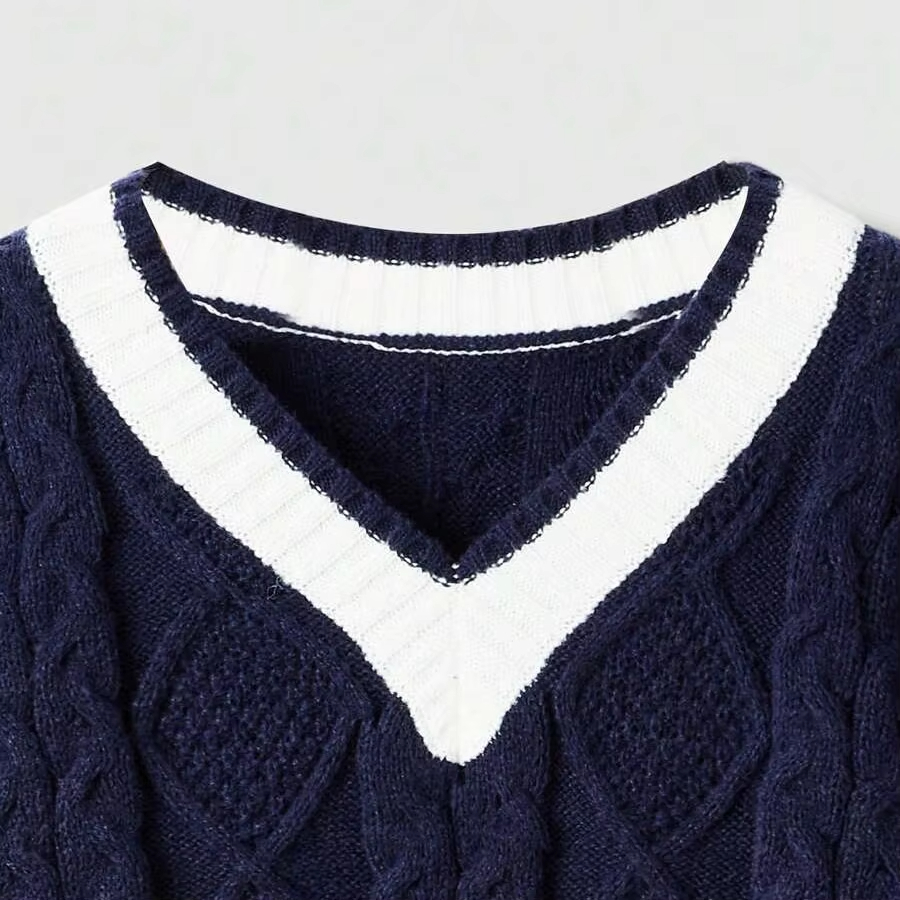 Fashion Winter Soild Color V Neck Cricket Chunky Oversized Cotton Custom Cable Knitted Knitwear Women's Pullover Sweater Jumper