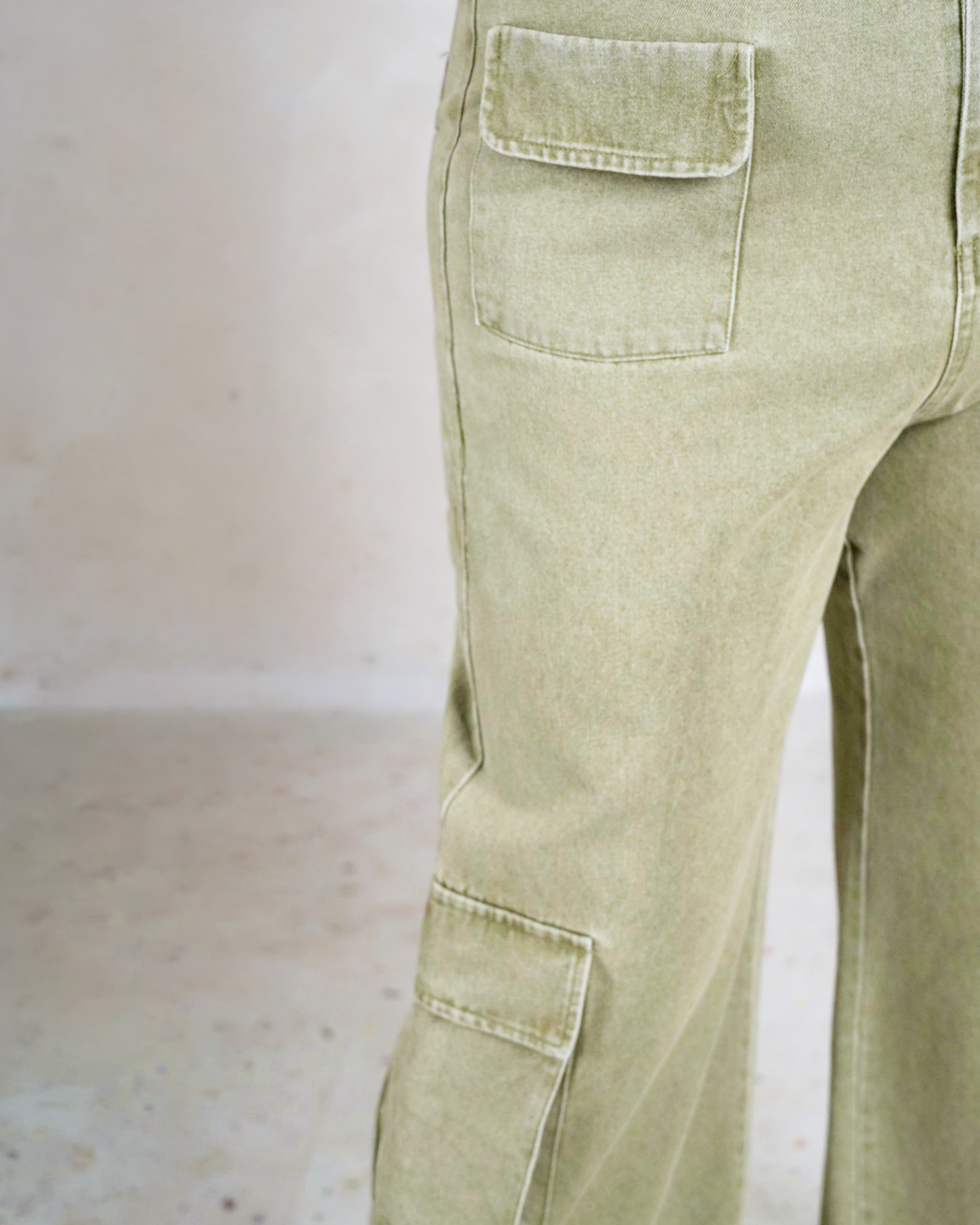 PEGAN CARGO DENIM