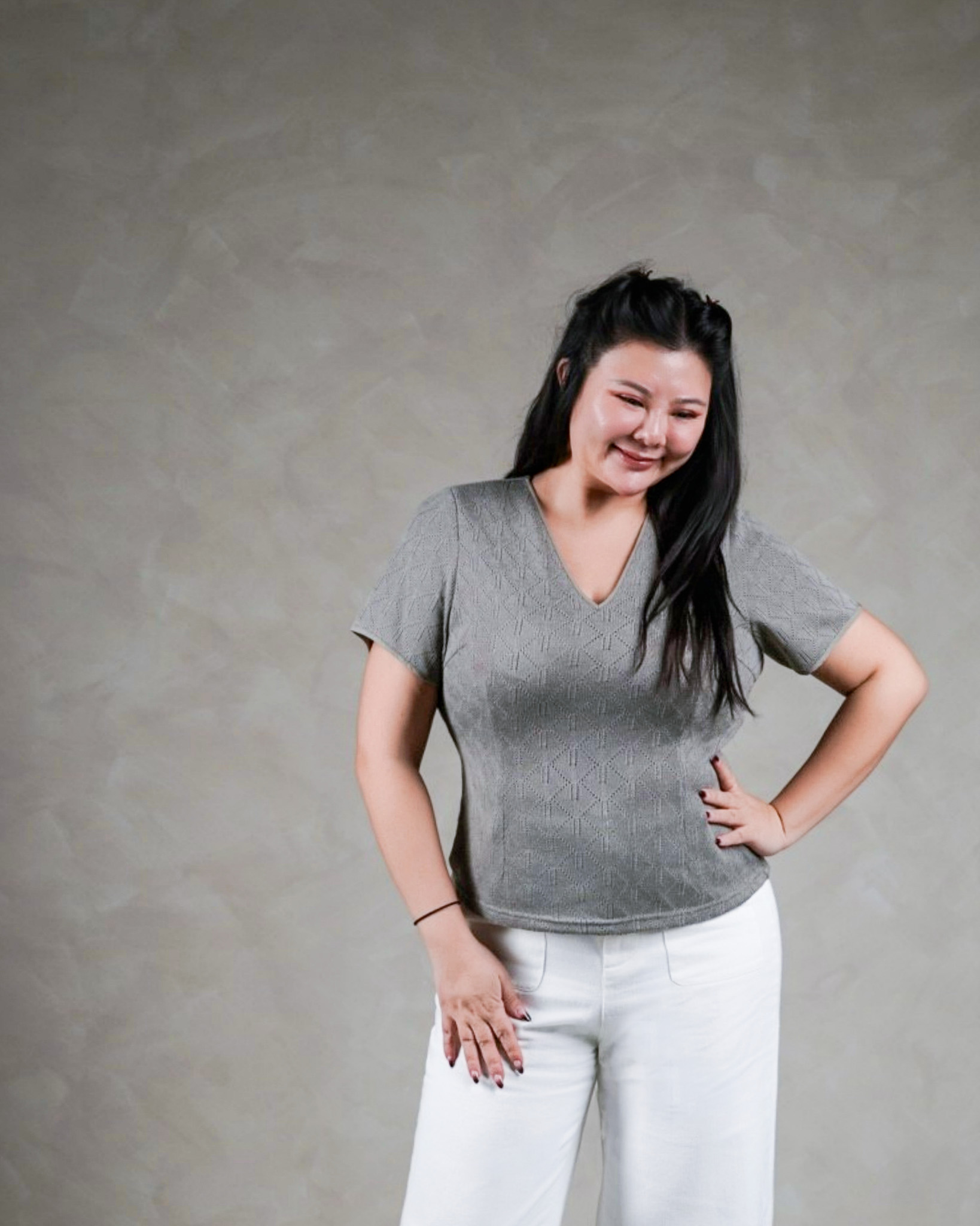 MADELY 2 KNTTED TOPS IN GREY 