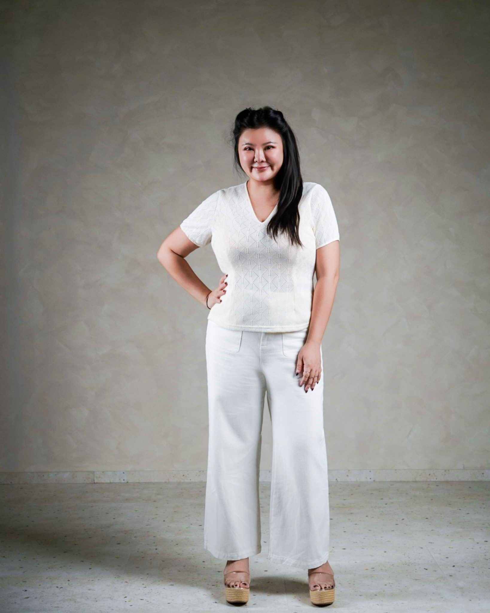MADELY 2 KNTTED TOPS IN WHITE