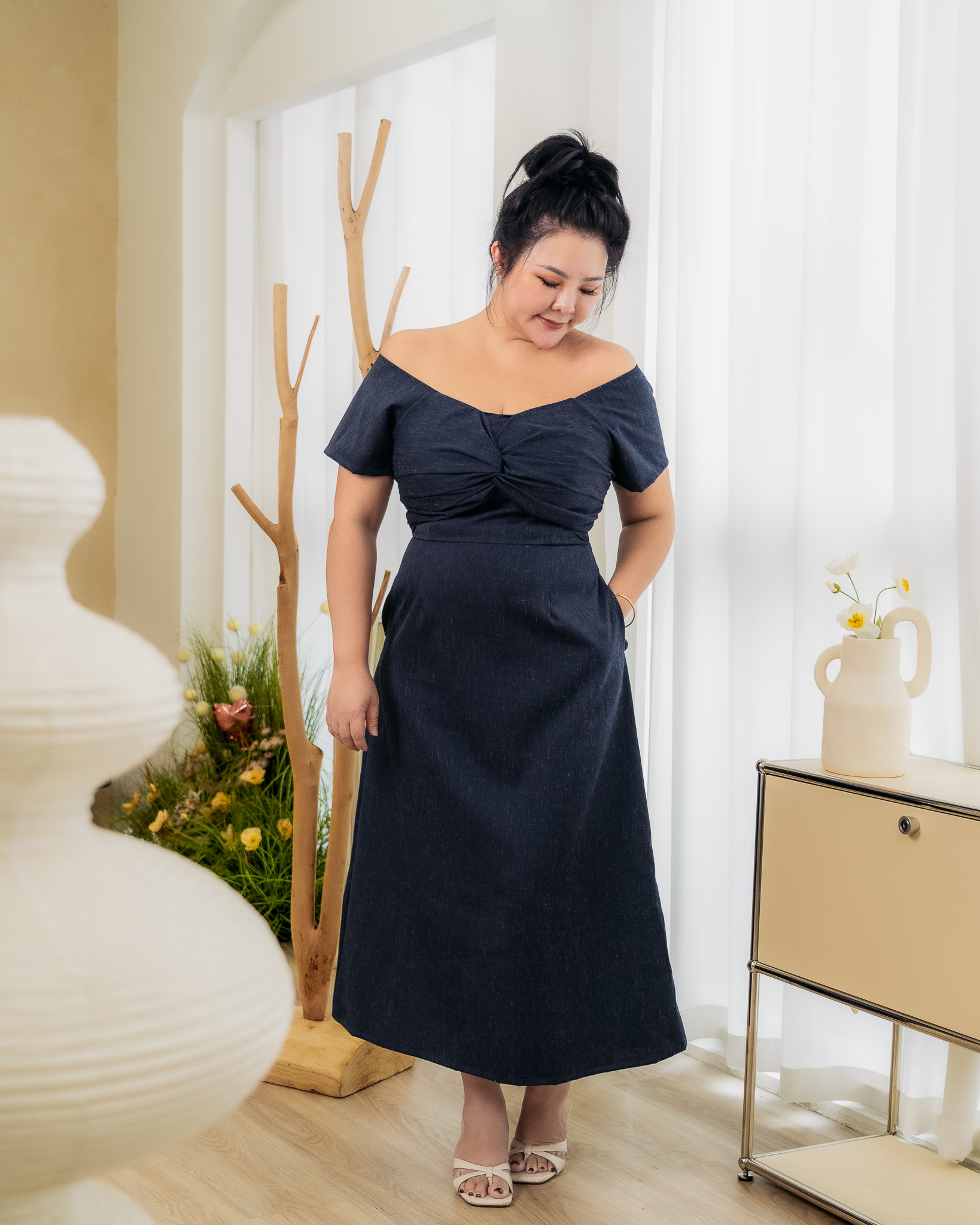 DEMI OFF SHOULDER MIDI