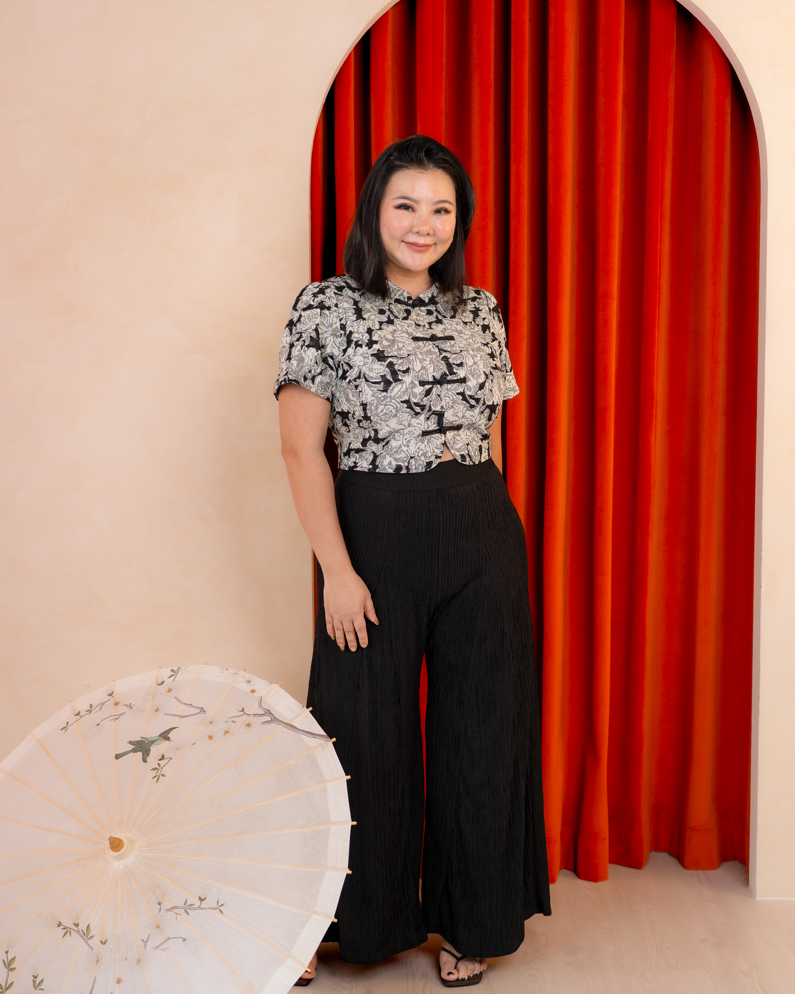 MAGDEL PANTS IN BLACK 