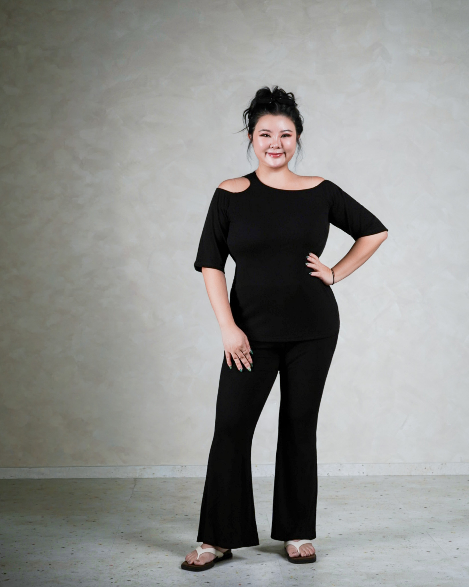 SOELENE TOP IN BLACK