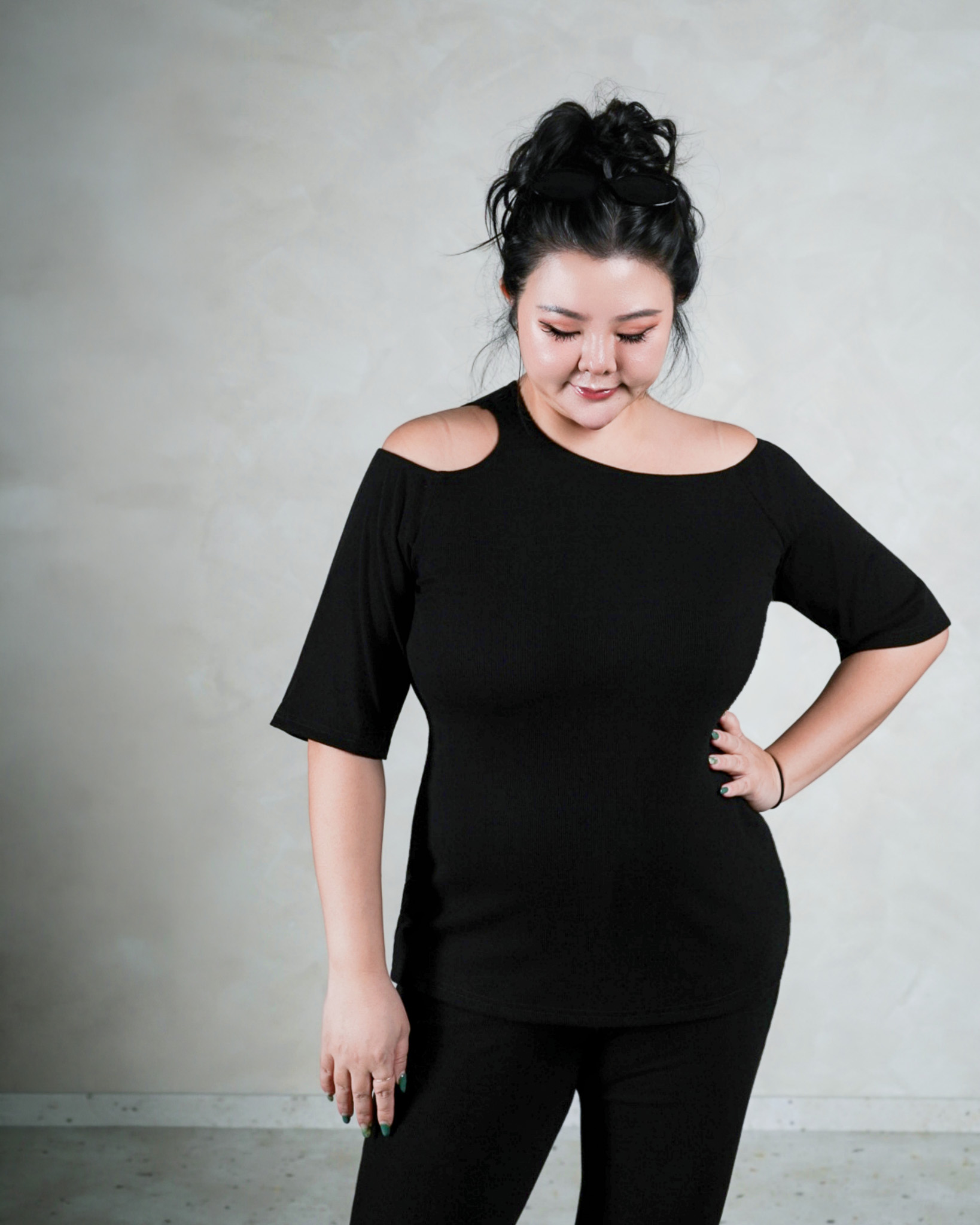 SOELENE TOP IN BLACK