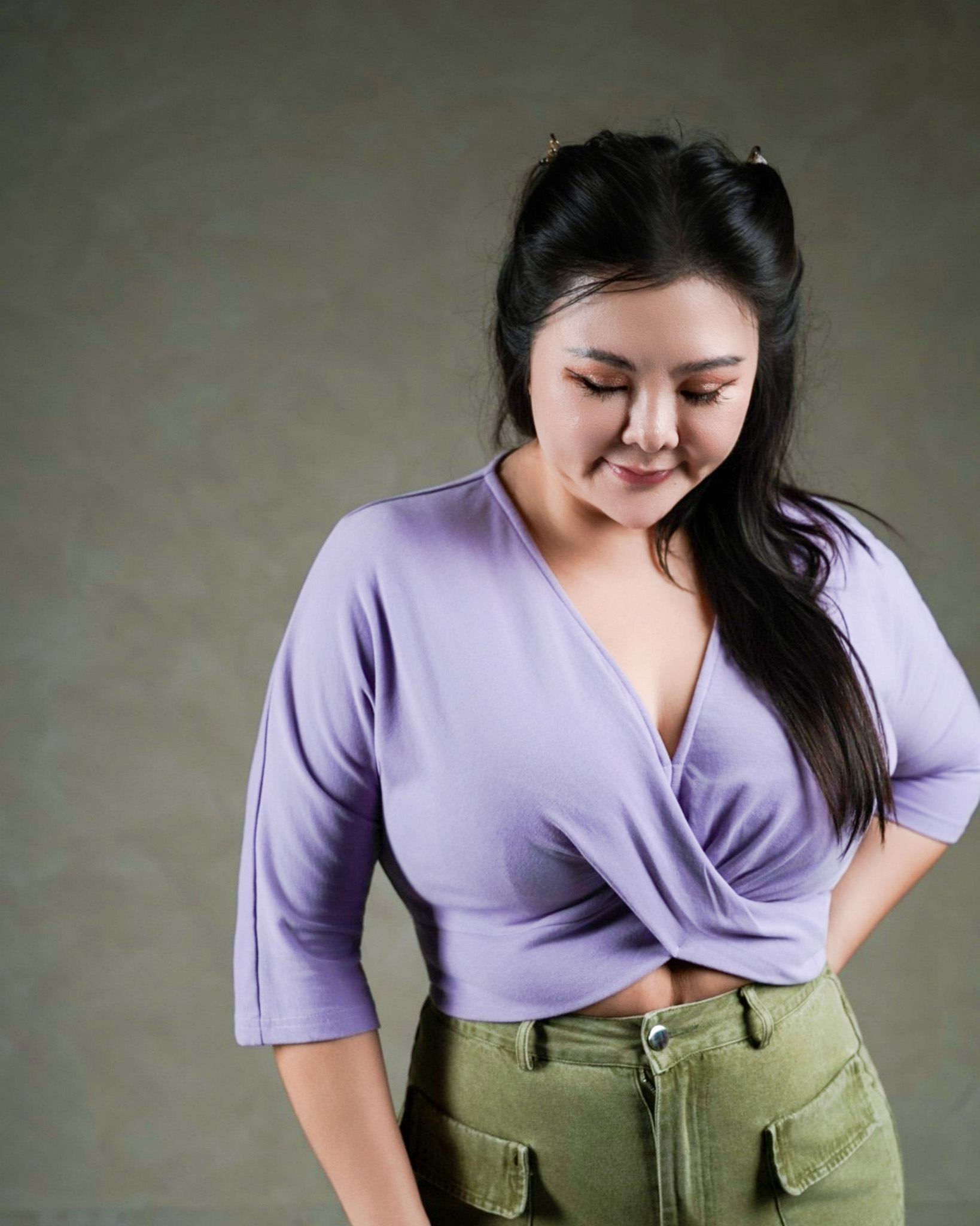 DARLY TWISTED TOP IN PURPLE