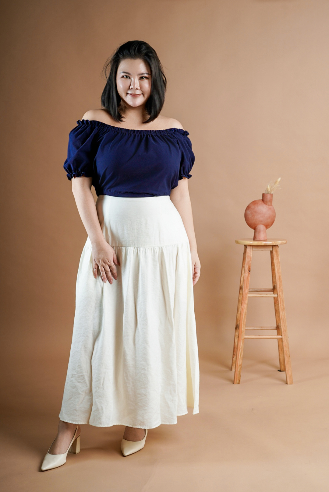 LORELLE SKIRT IN WHITE