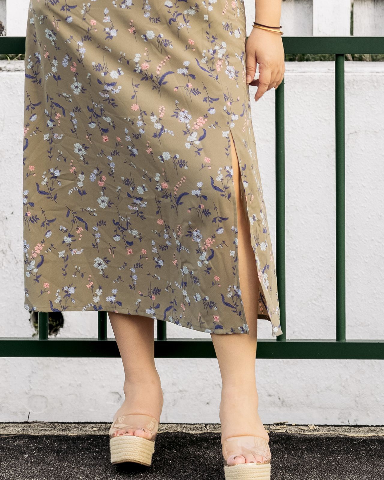 ILISA SMOCKED MIDI