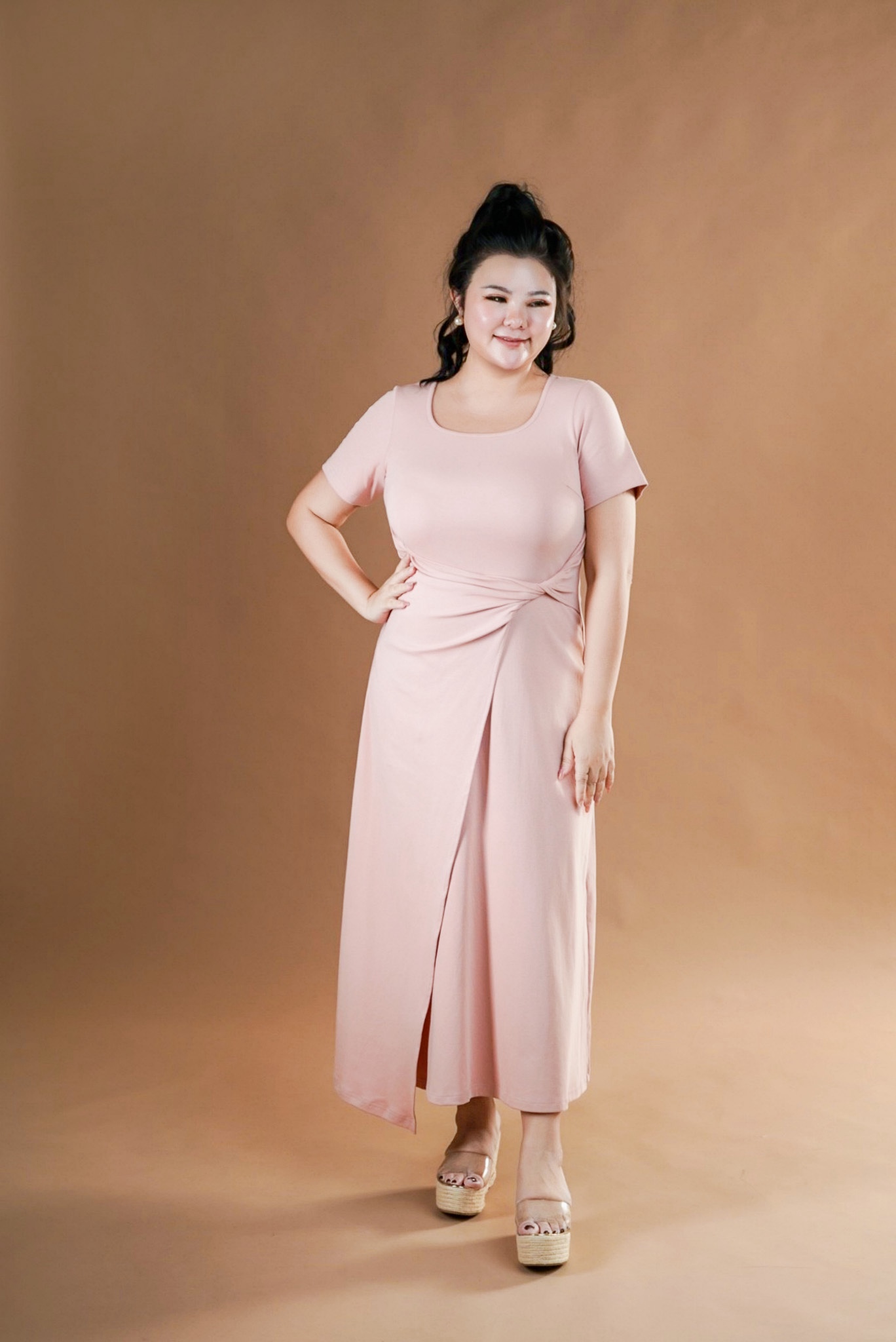 [PO][ETA 3 - 4 WEEKS] LEONETTE T SHIRT MIDI IN PINK