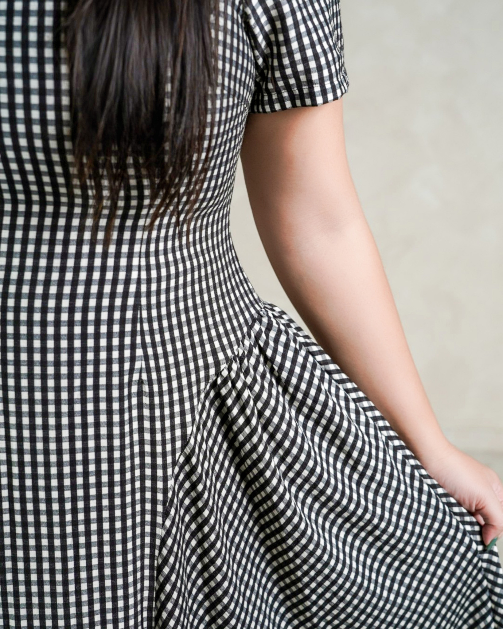 KRISTEN CHECKERED MIDI IN BLACK
