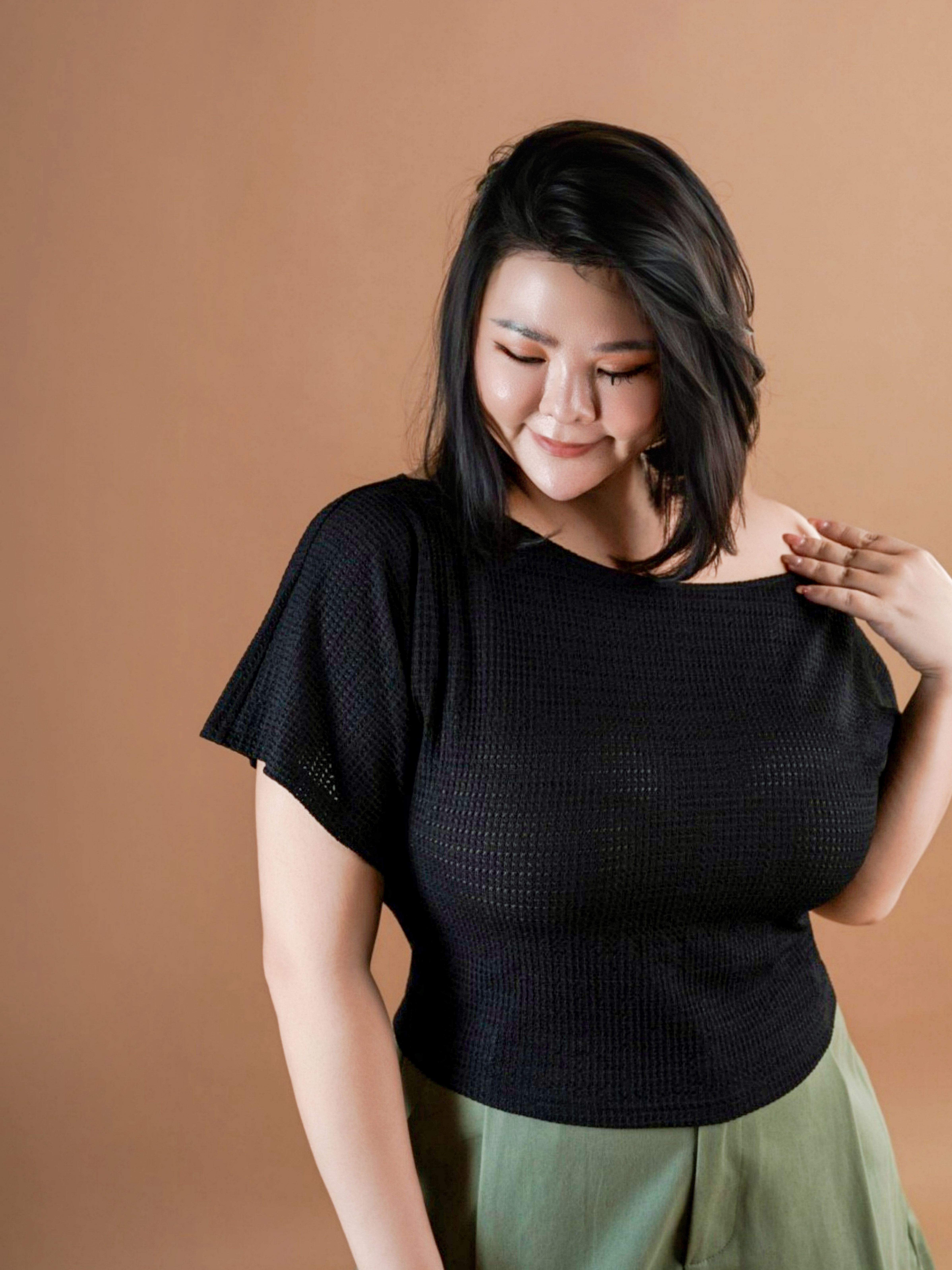 MAGGI KNITTED TOP