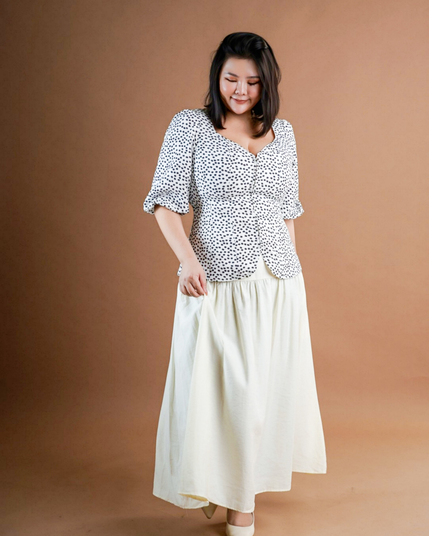 YOLA DOTTED TOP IN WHITE