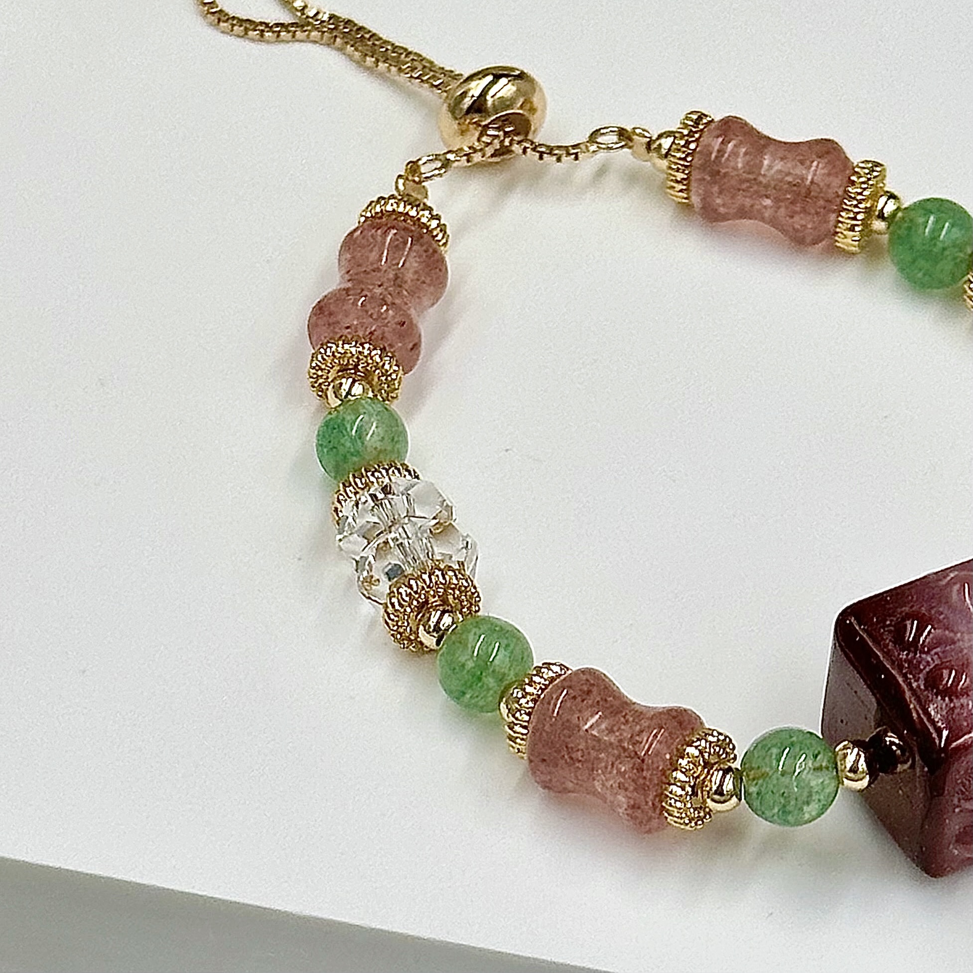 Alashan Flower Cube With Strawberry Quartz Push-Pull Bracelet