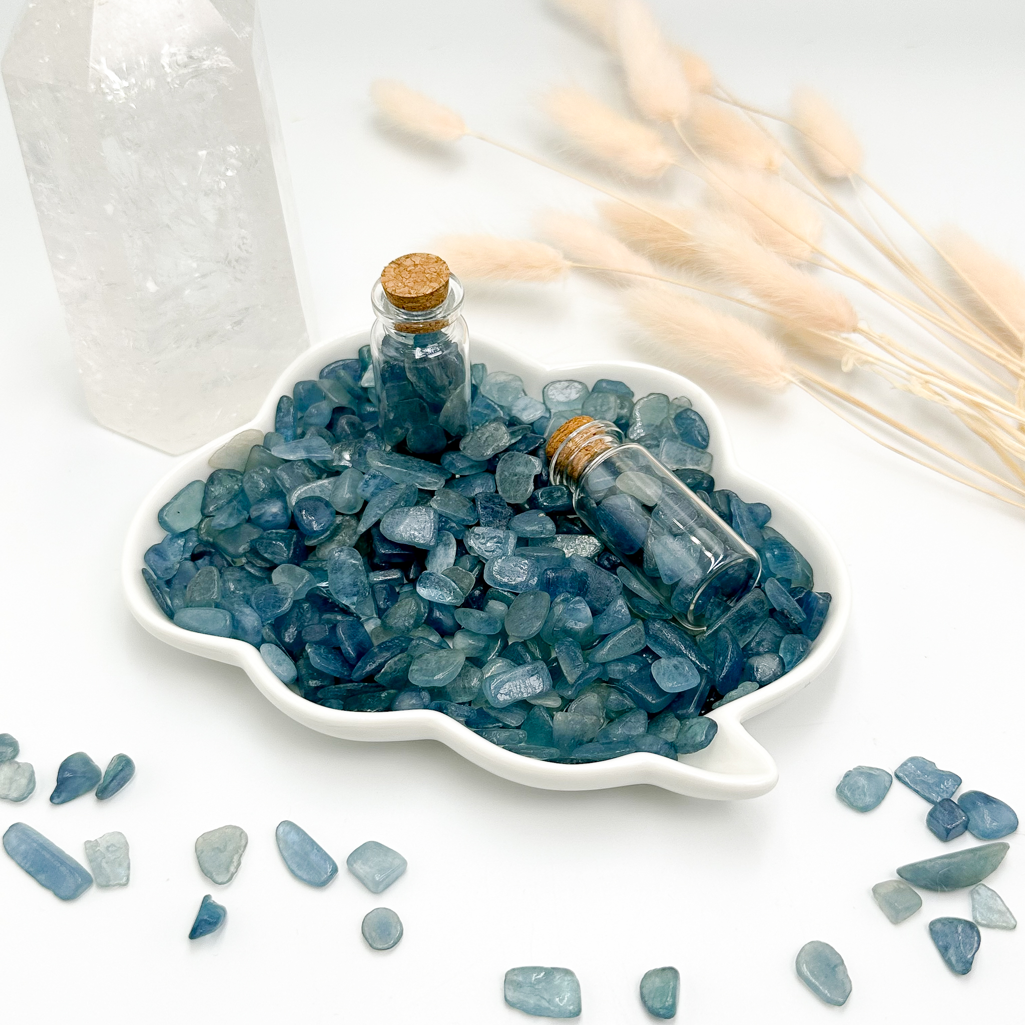 <<SG Seller>> CRZtales Assorted Crystal Chips Bottle Chips Crystal Stones Natural Crystal