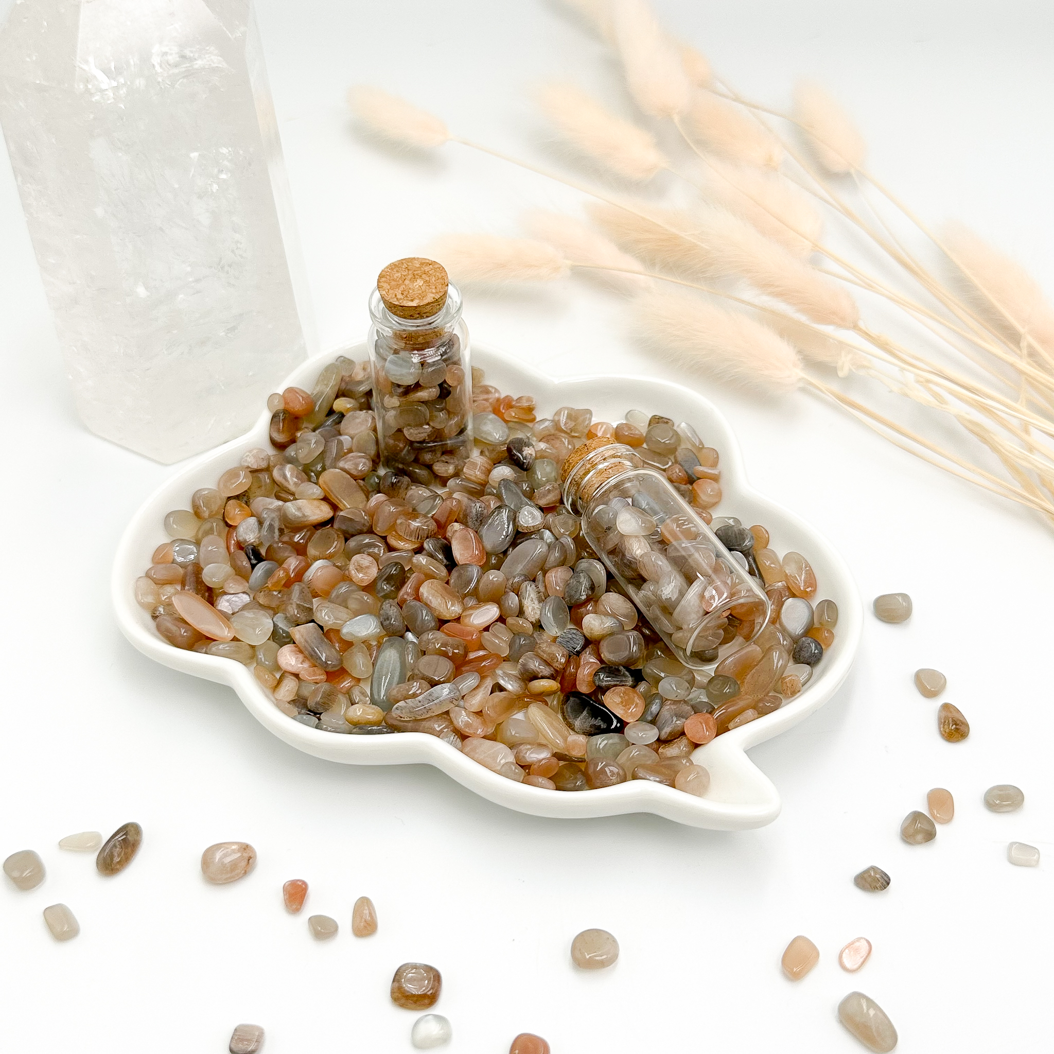 <<SG Seller>> CRZtales Assorted Crystal Chips Bottle Chips Crystal Stones Natural Crystal