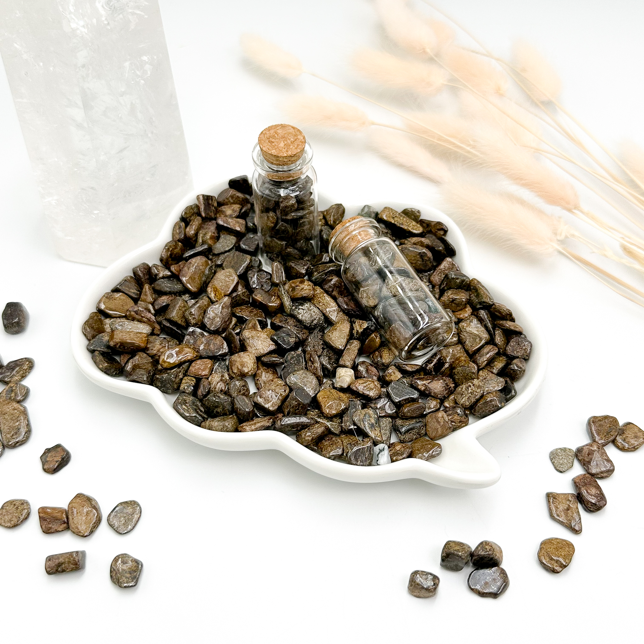 <<SG Seller>> CRZtales Assorted Crystal Chips Bottle Chips Crystal Stones Natural Crystal