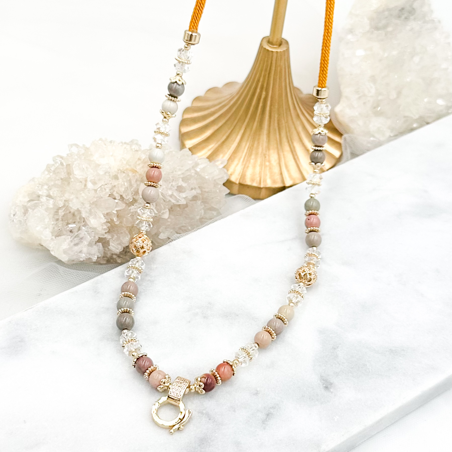 Alashan Agate CRZnecklace