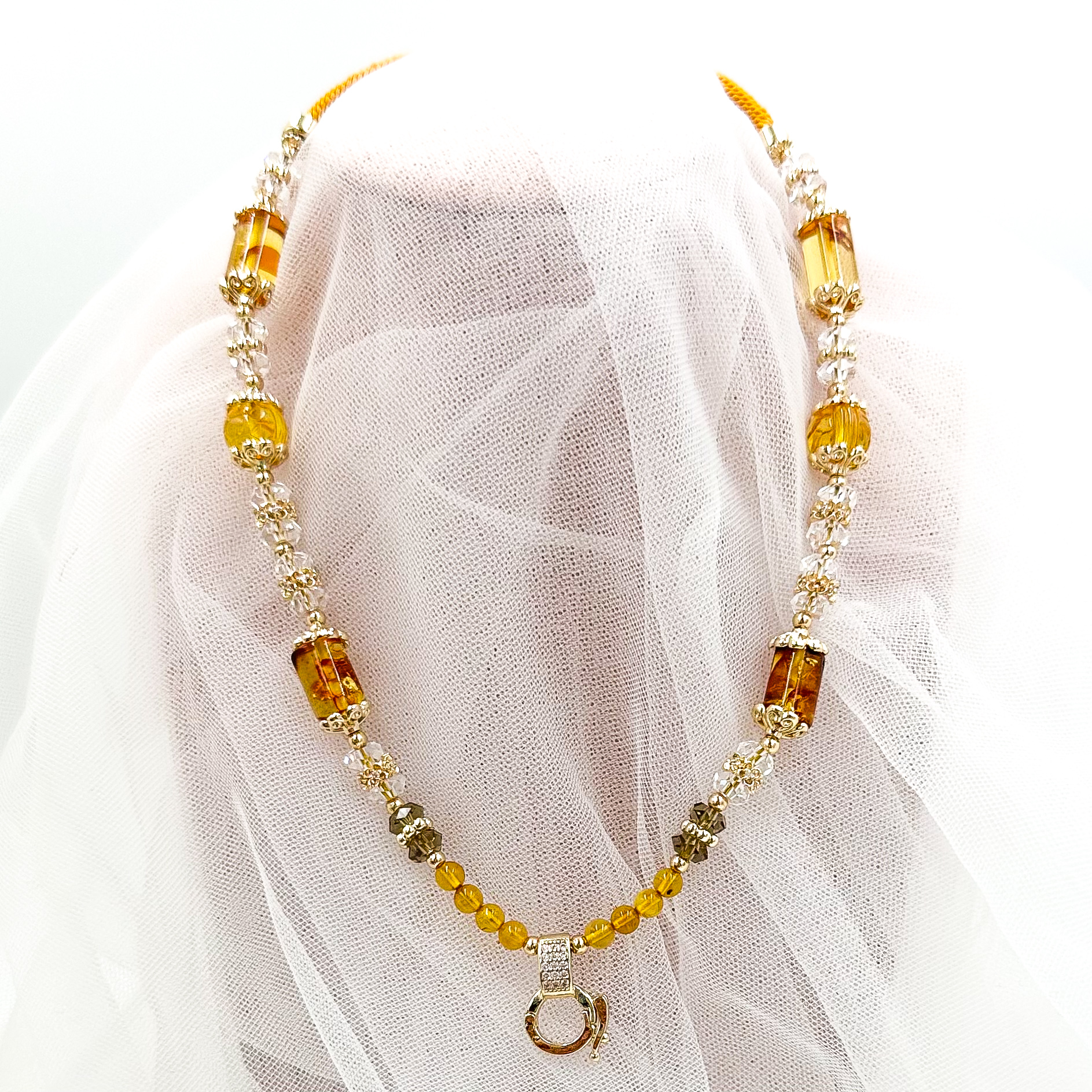 Amber CRZnecklace