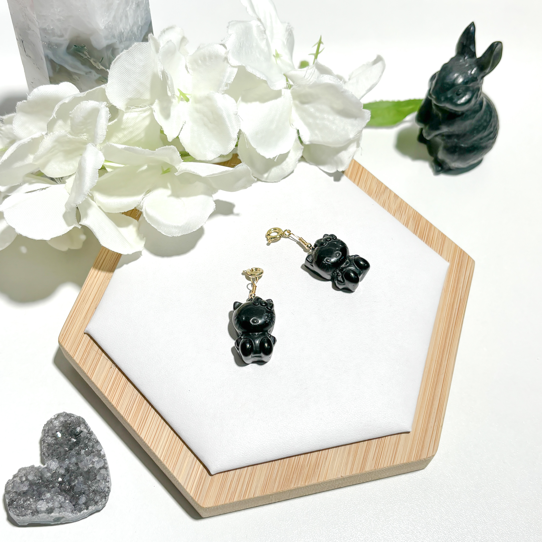 <<SG Seller>> CRZtales Obsidian Charmie #CRZcharmie