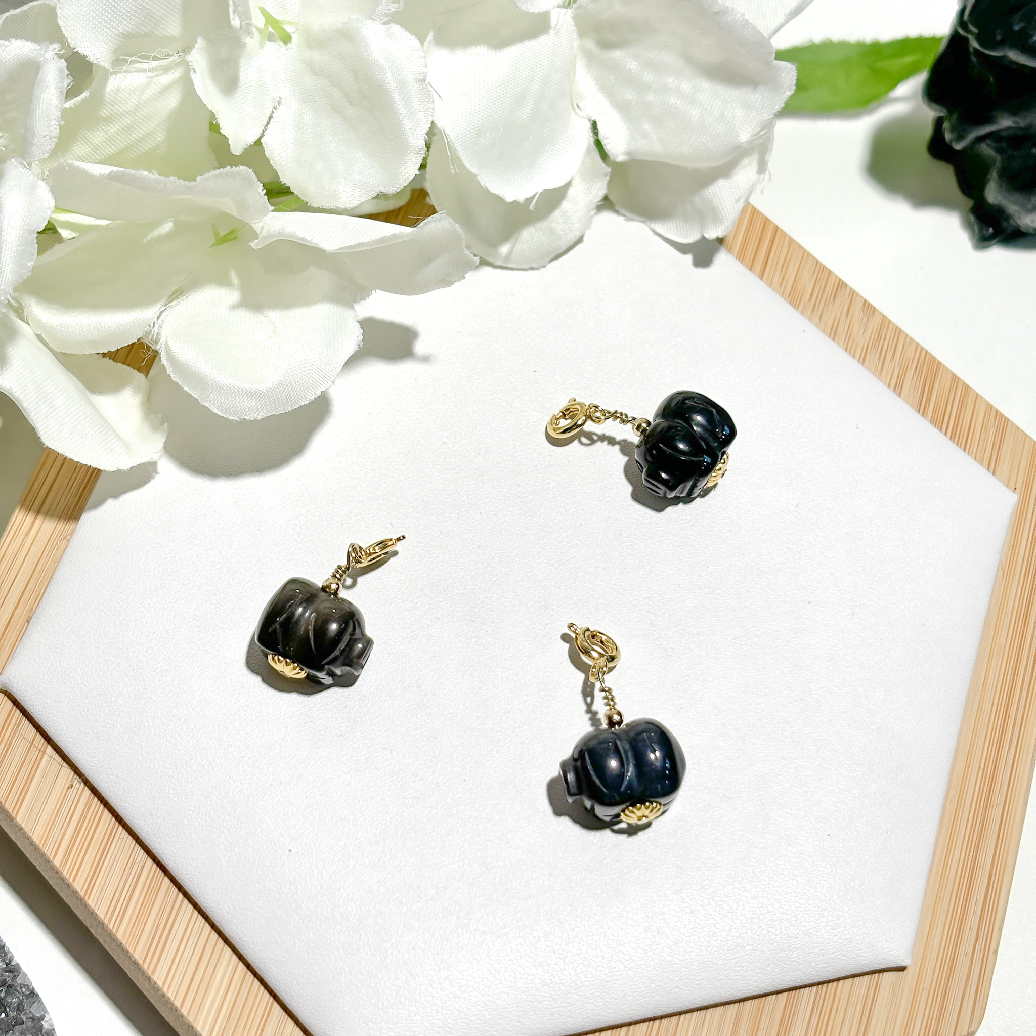 <<SG Seller>> CRZtales Obsidian Charmie #CRZcharmie