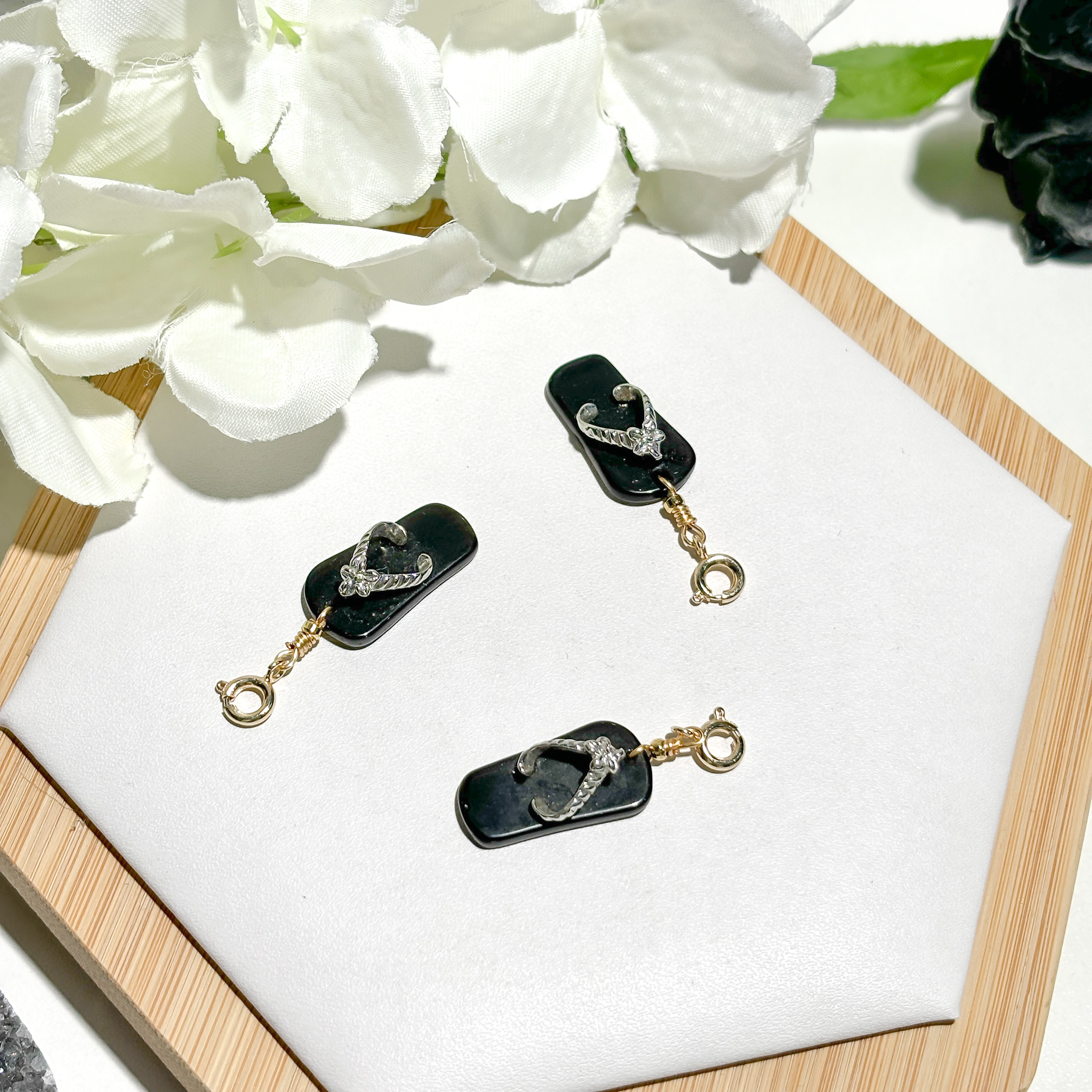 <<SG Seller>> CRZtales Obsidian Charmie #CRZcharmie