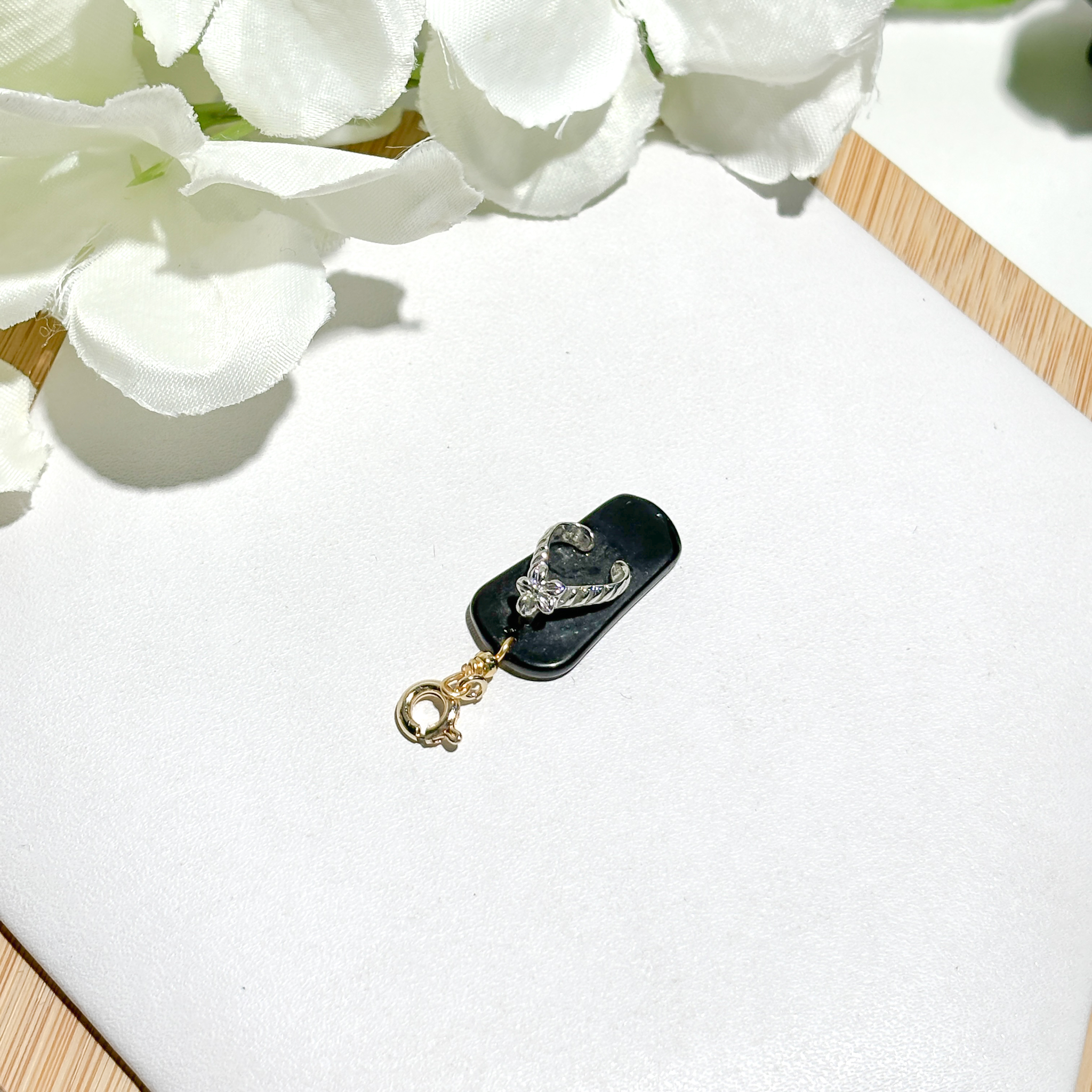 <<SG Seller>> CRZtales Obsidian Charmie #CRZcharmie