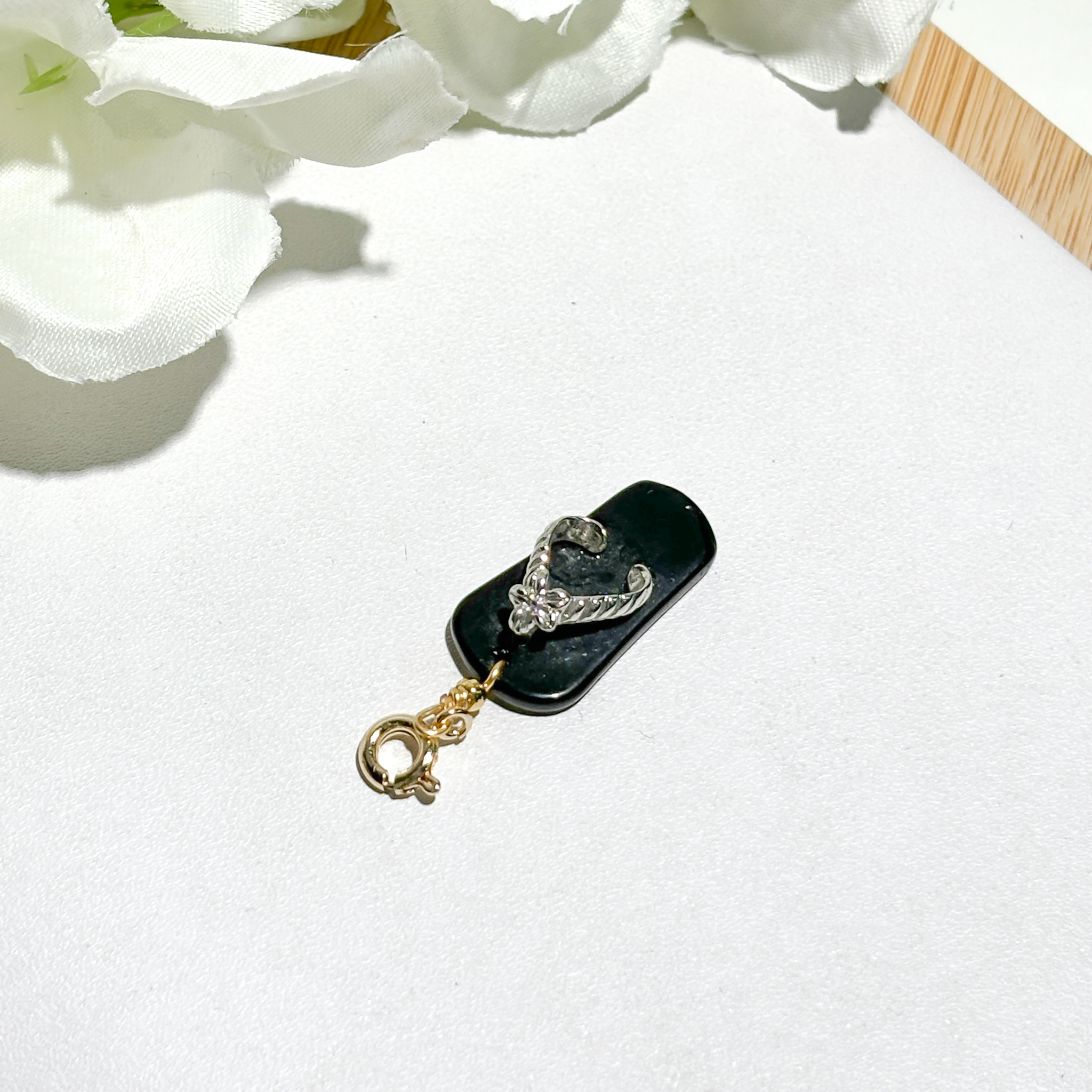 <<SG Seller>> CRZtales Obsidian Charmie #CRZcharmie